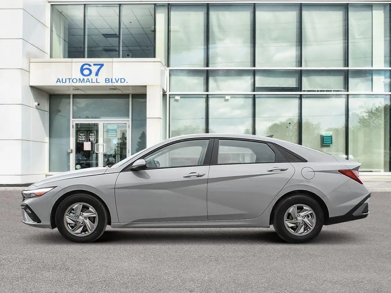 Hyundai ELANTRA снимка Hyundai ELANTRA
