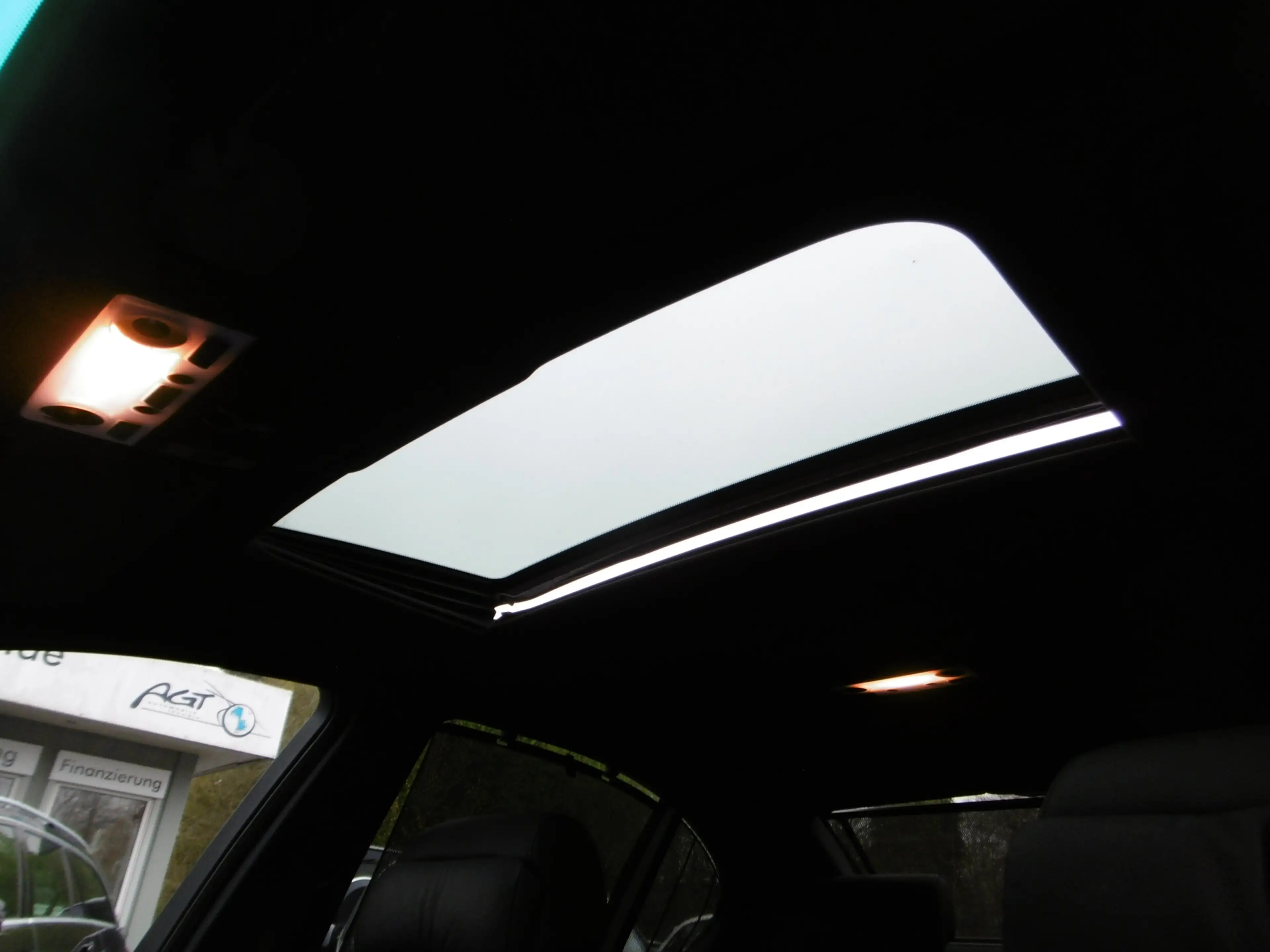 BMW 525 iA M-Sportpaket Leder Nav Xen SSD PDC 1.Hand — photo 8