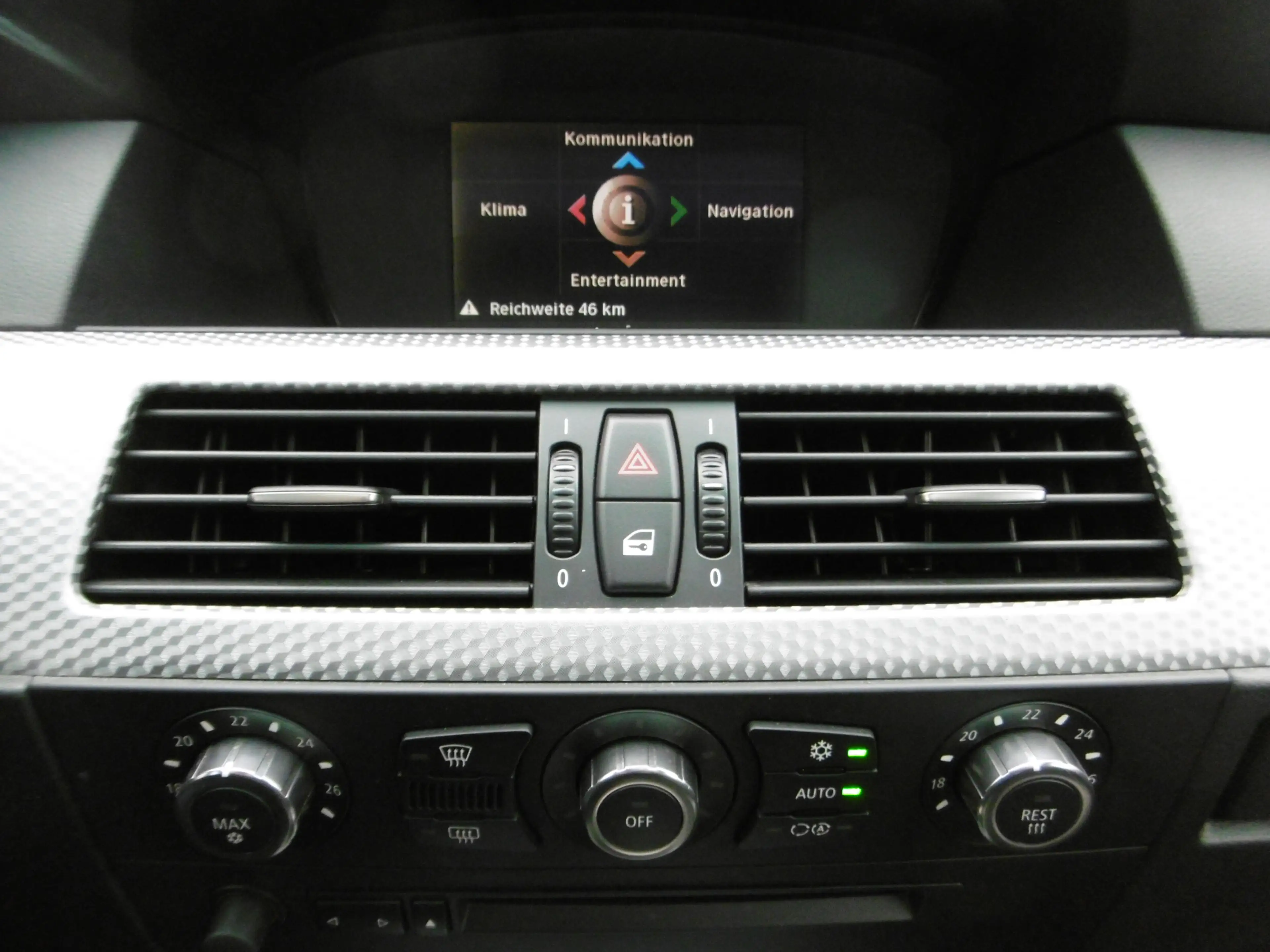 BMW 525 iA M-Sportpaket Leder Nav Xen SSD PDC 1.Hand — photo 11