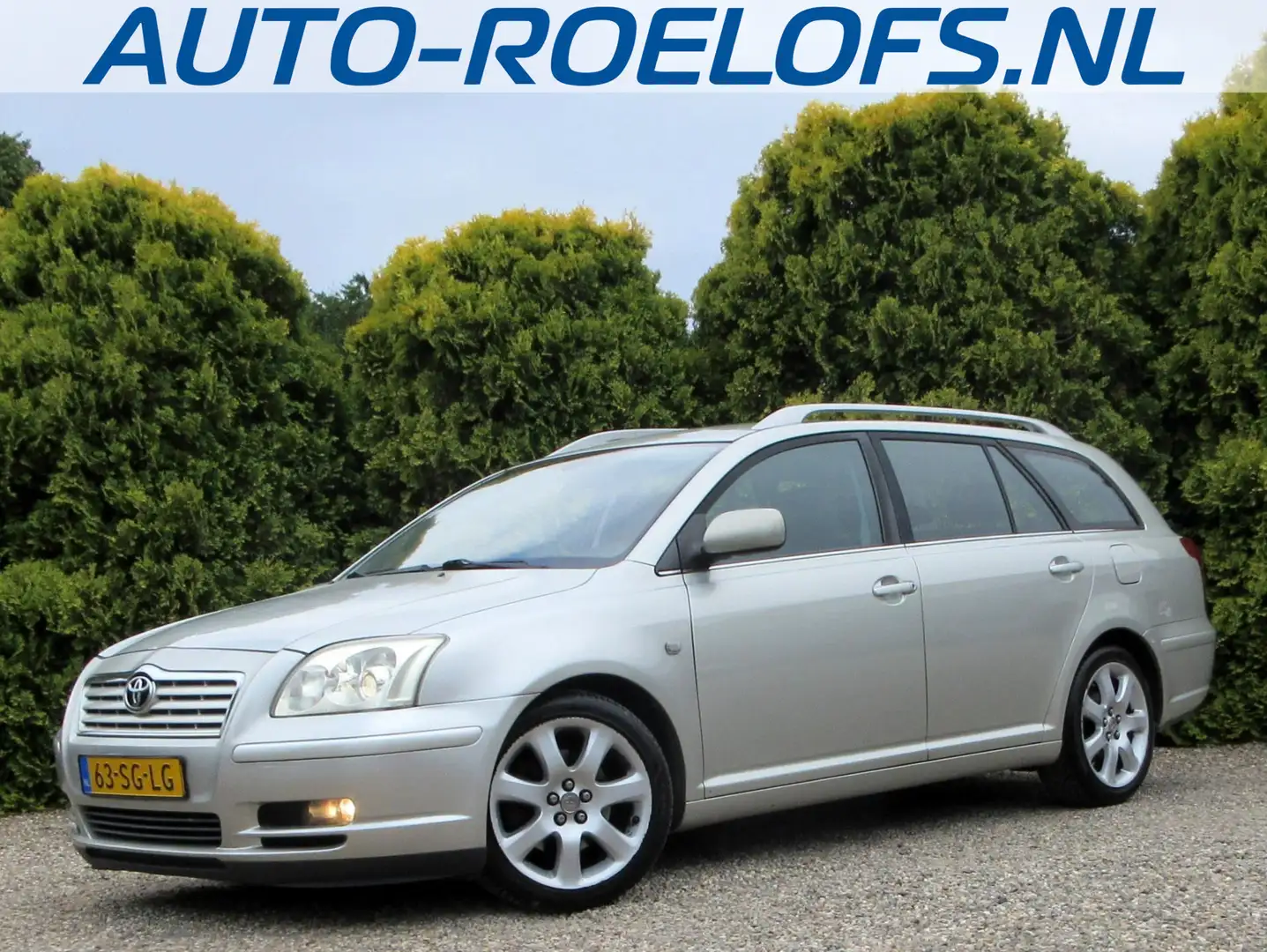Toyota Avensis Wagon 2.0 VVTi Exec. Automaat*Leder*Ecc* Grijs - 1