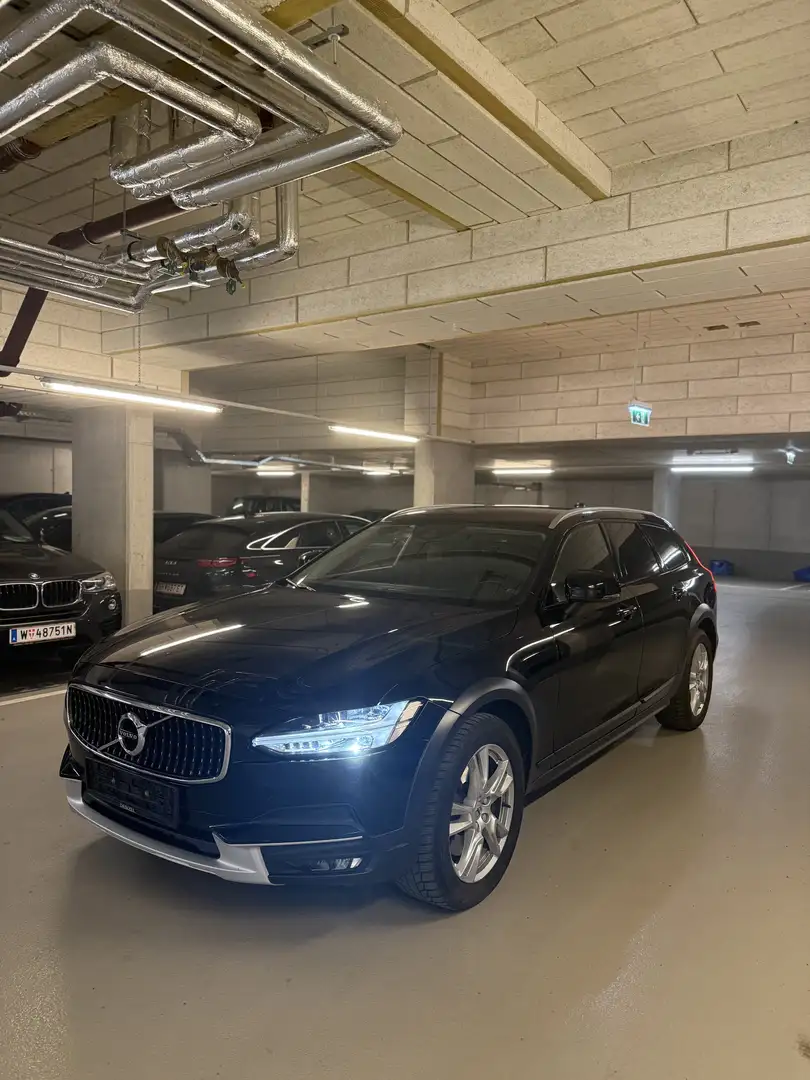Volvo V90 Cross Country D4 AWD Geartronic - 1