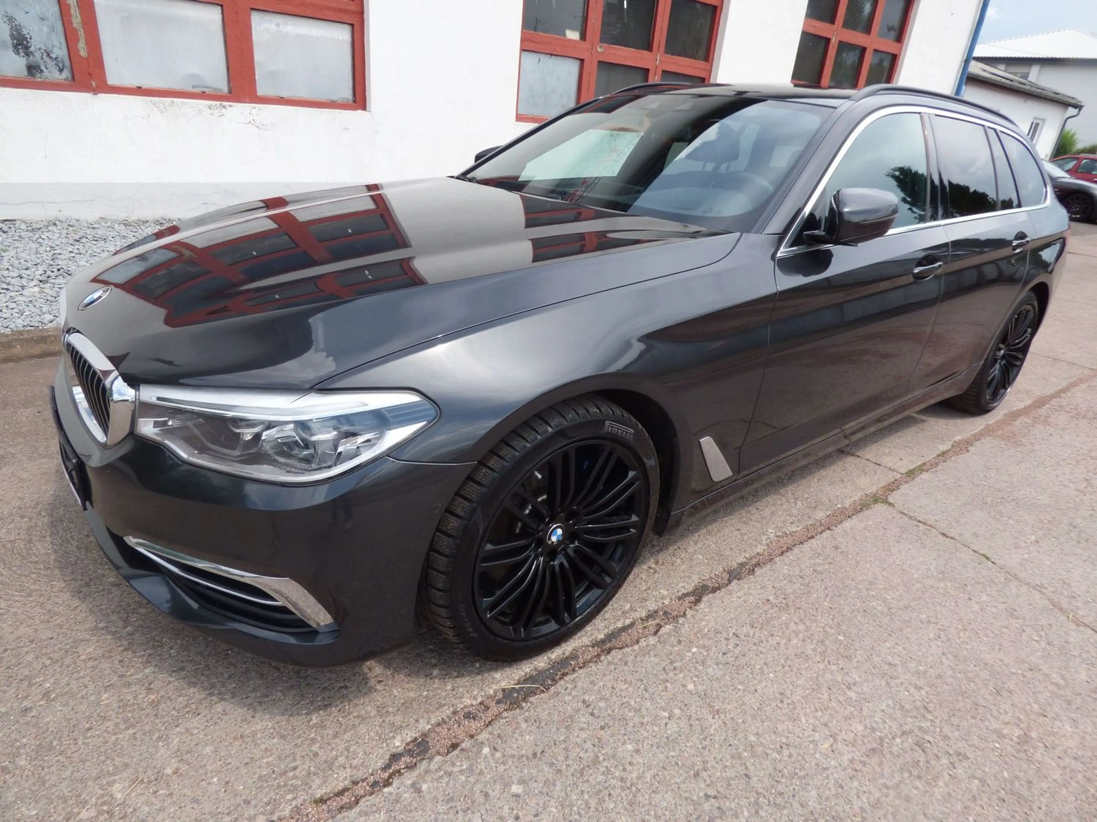 BMW 540 d xDriveLuxury Line Pano, Allrad,Sitzlüft.gepflegt — photo 2