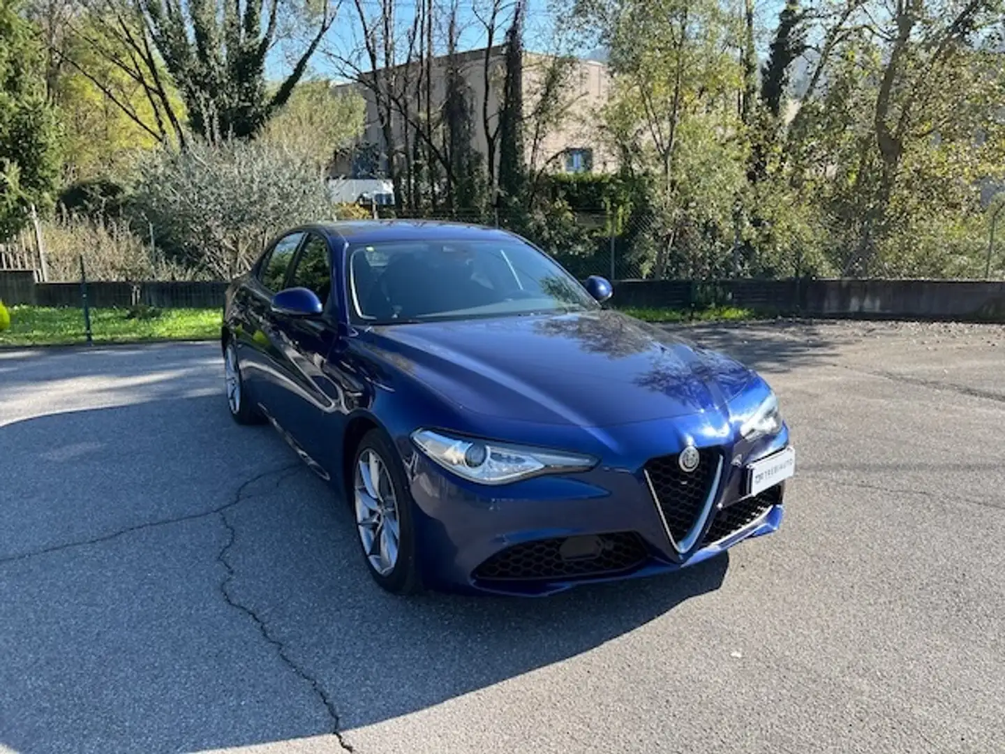 Alfa Romeo Giulia Giulia 2.2 t Rosso Edizione 160cv auto Azul - 1