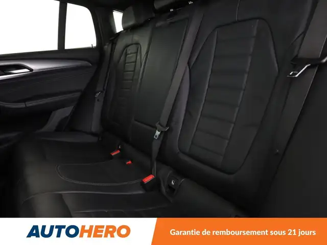 BMW X4 view 14
