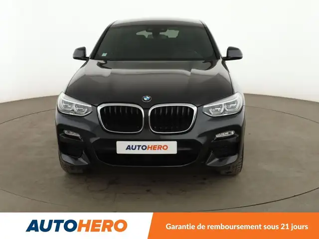 BMW X4 view 9