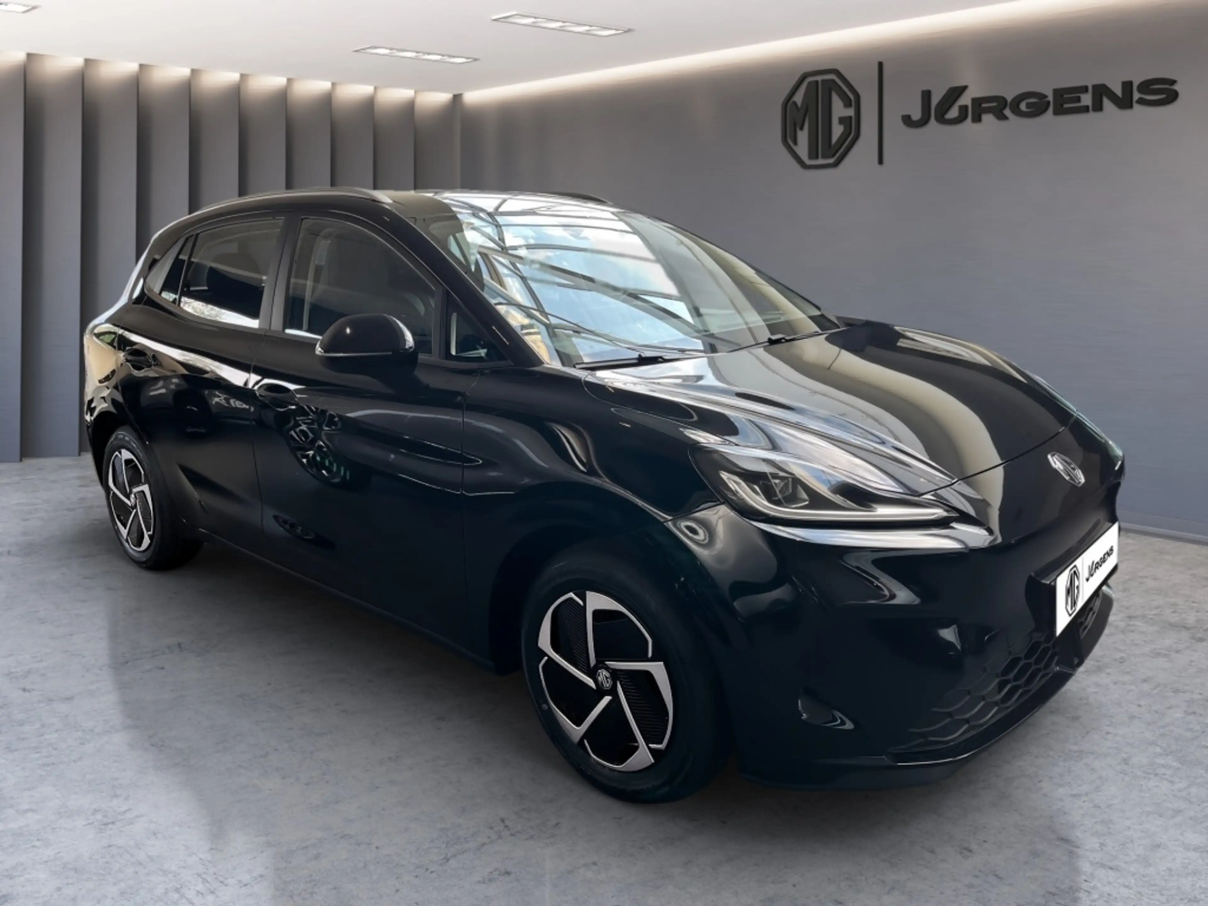 MG MG4 Urban Comfort Ambiente+360+Cam+LED+Keyl+Navi — photo 4