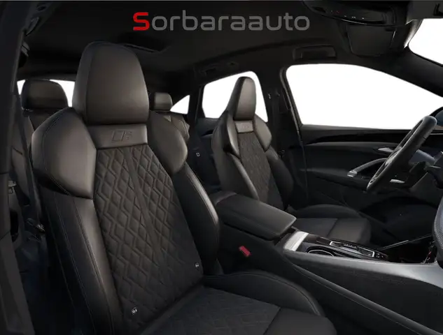 Audi SQ5 view 2