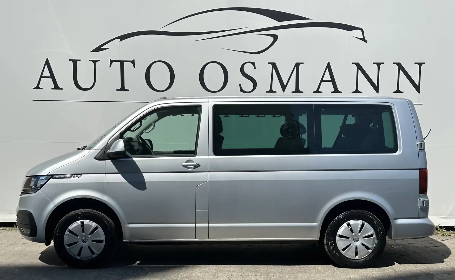Volkswagen T6 Caravelle Comfortline FWD   ACC   8-Sitzer Grau - 2