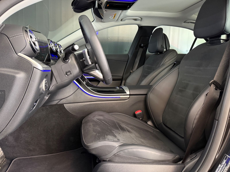 Mercedes-Benz C 180 Edition AMG* Pano*360°*Memory*Burmester — photo 12