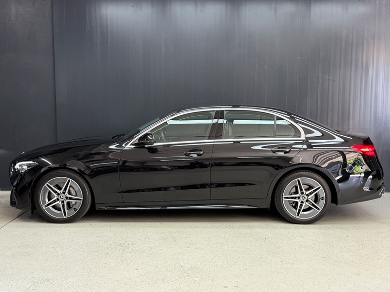 Mercedes-Benz C 180 Edition AMG* Pano*360°*Memory*Burmester — photo 4
