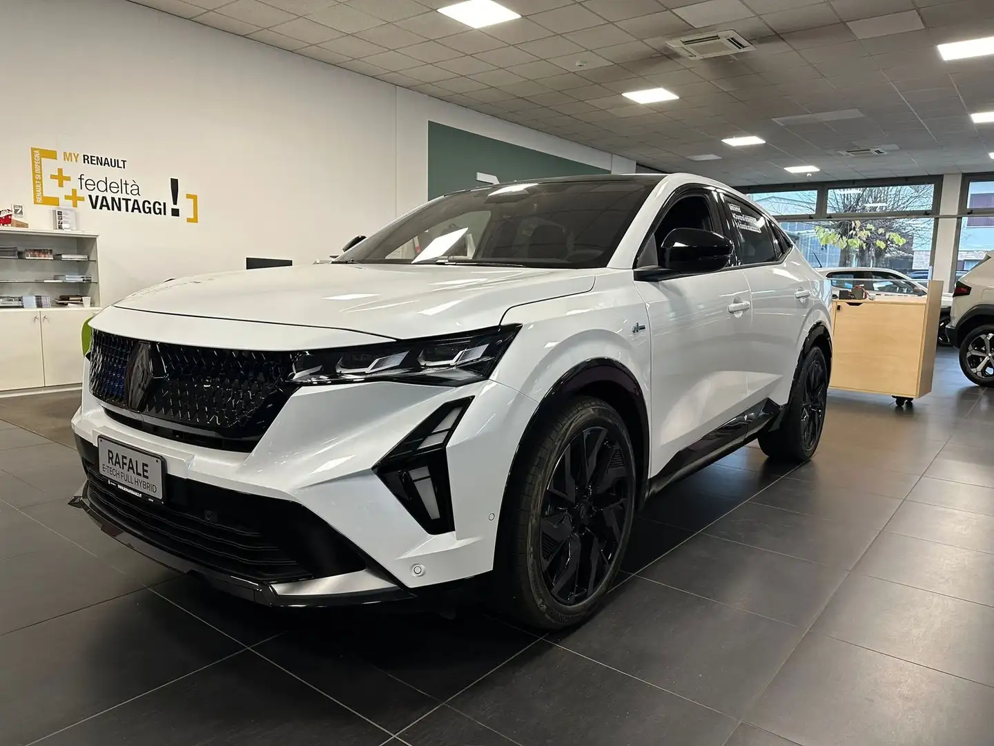 Renault Rafale Rafale Full Hybrid E-Tech 200 CV Esprit Alpine 4C Bianco - 2