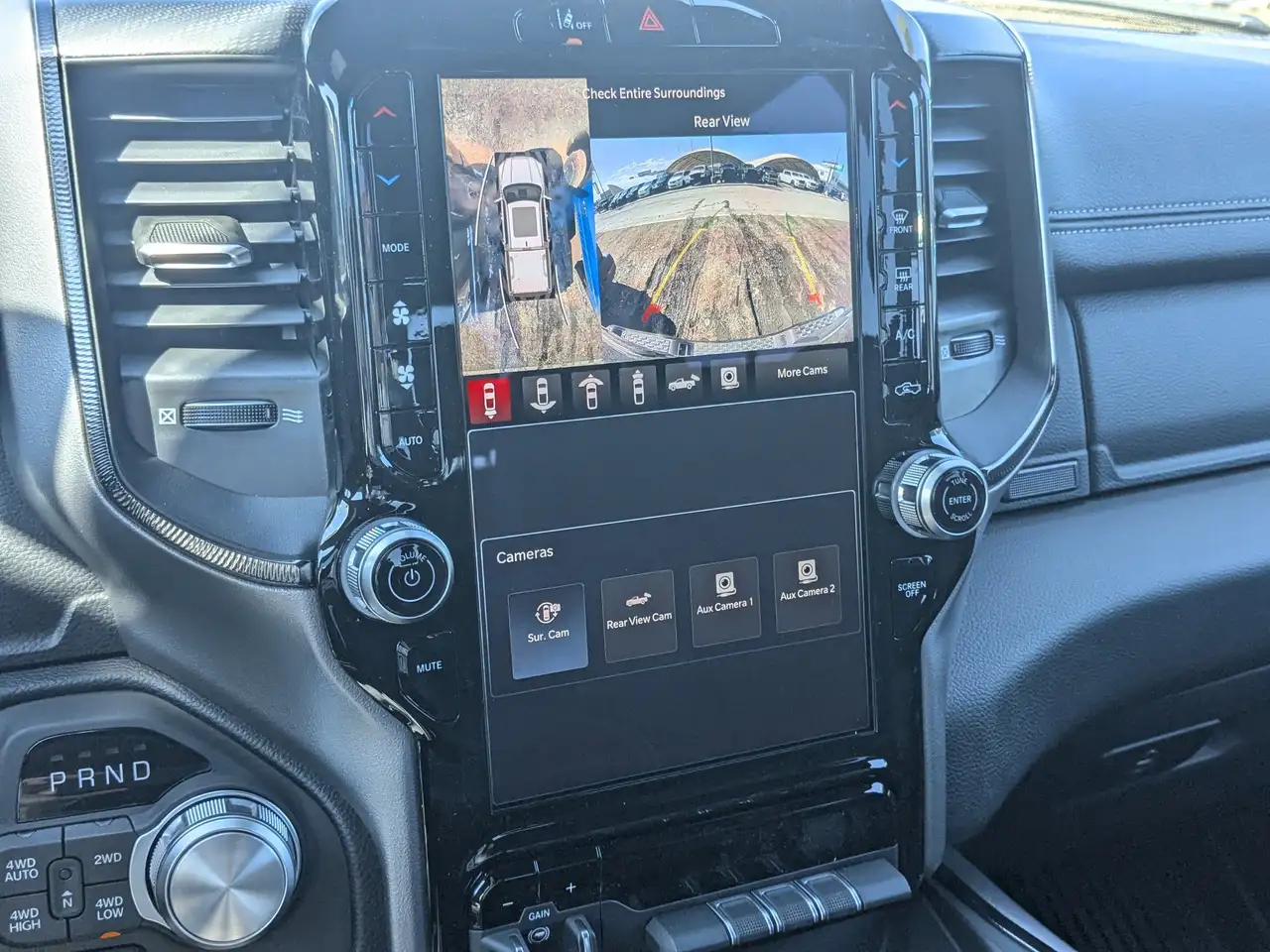 RAM 1500 снимка RAM 1500