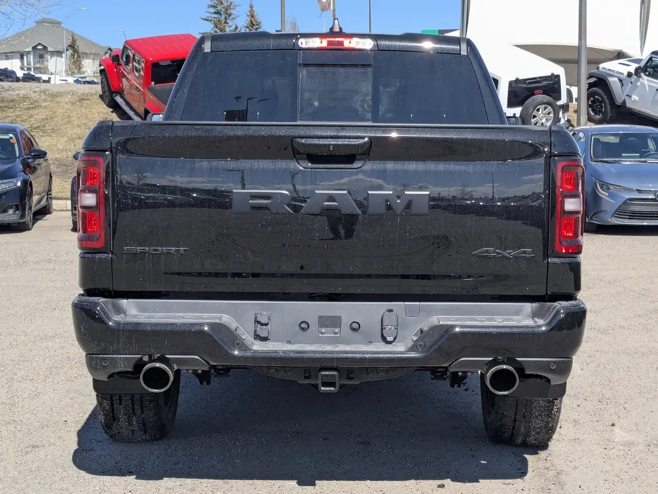RAM 1500 снимка RAM 1500