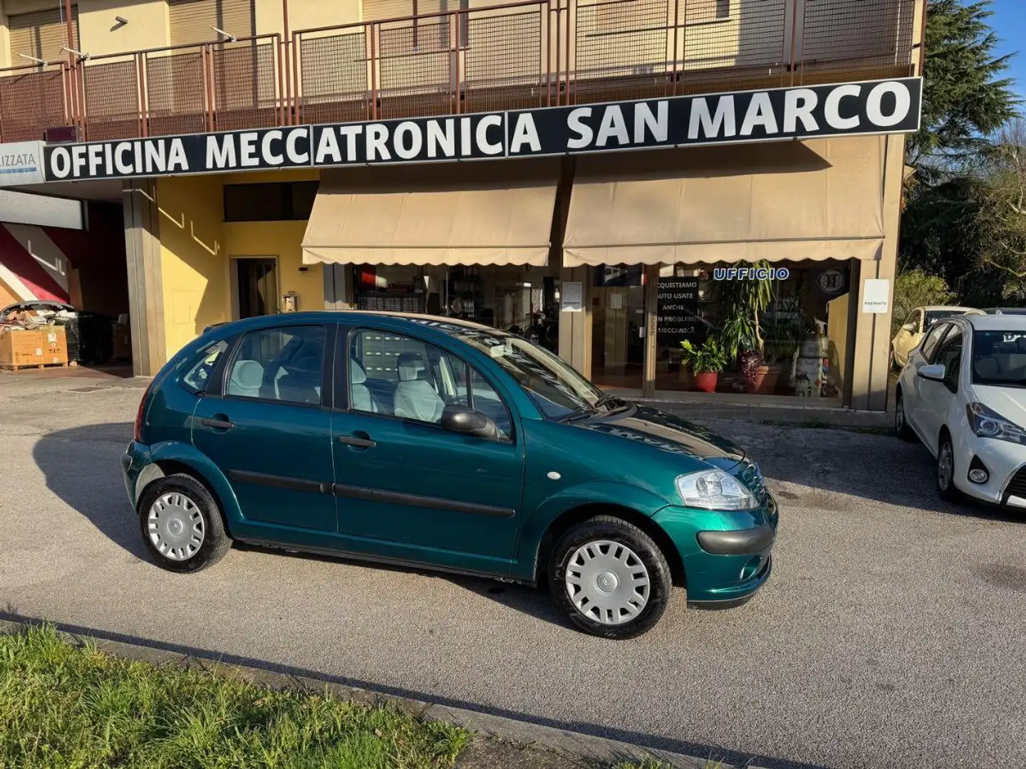 Citroen C3 1.1 Elegance NEOPATENTATI Verde - 1