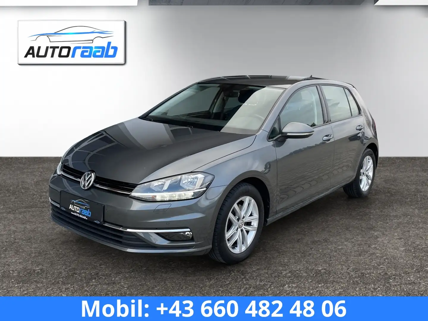 Volkswagen Golf Comfortline 1,6 TDI *PDC*ACC*NAVI*SITZHZ* Grau - 1