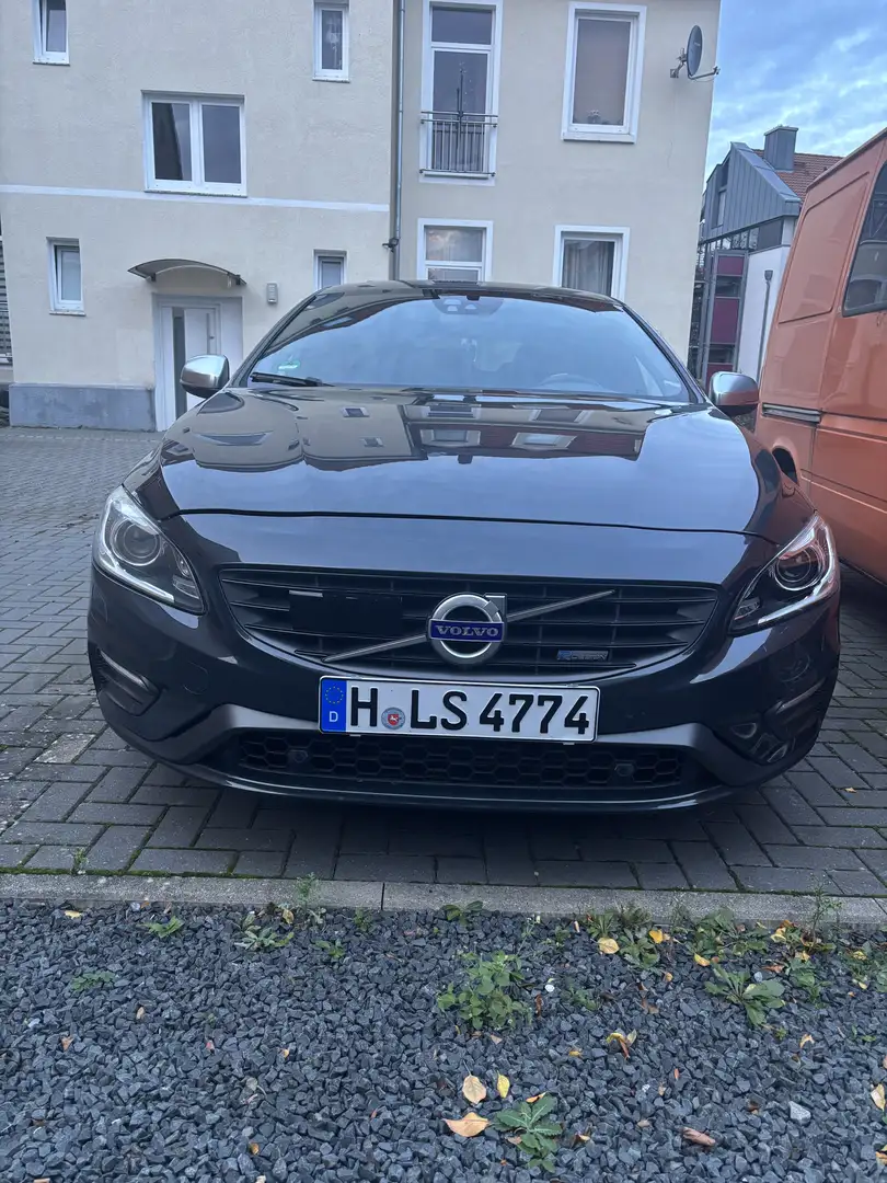 Volvo V60 D5 AWD Geartronic RDesign - 1