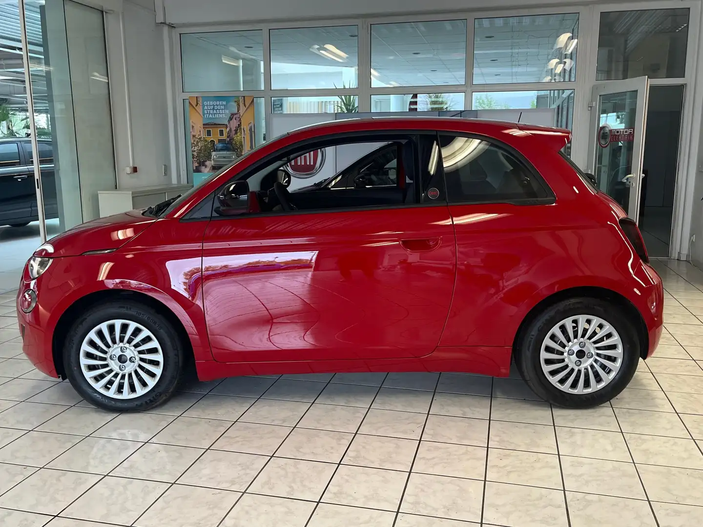 Fiat 500e RED - Komfort-Paket Červená - 2