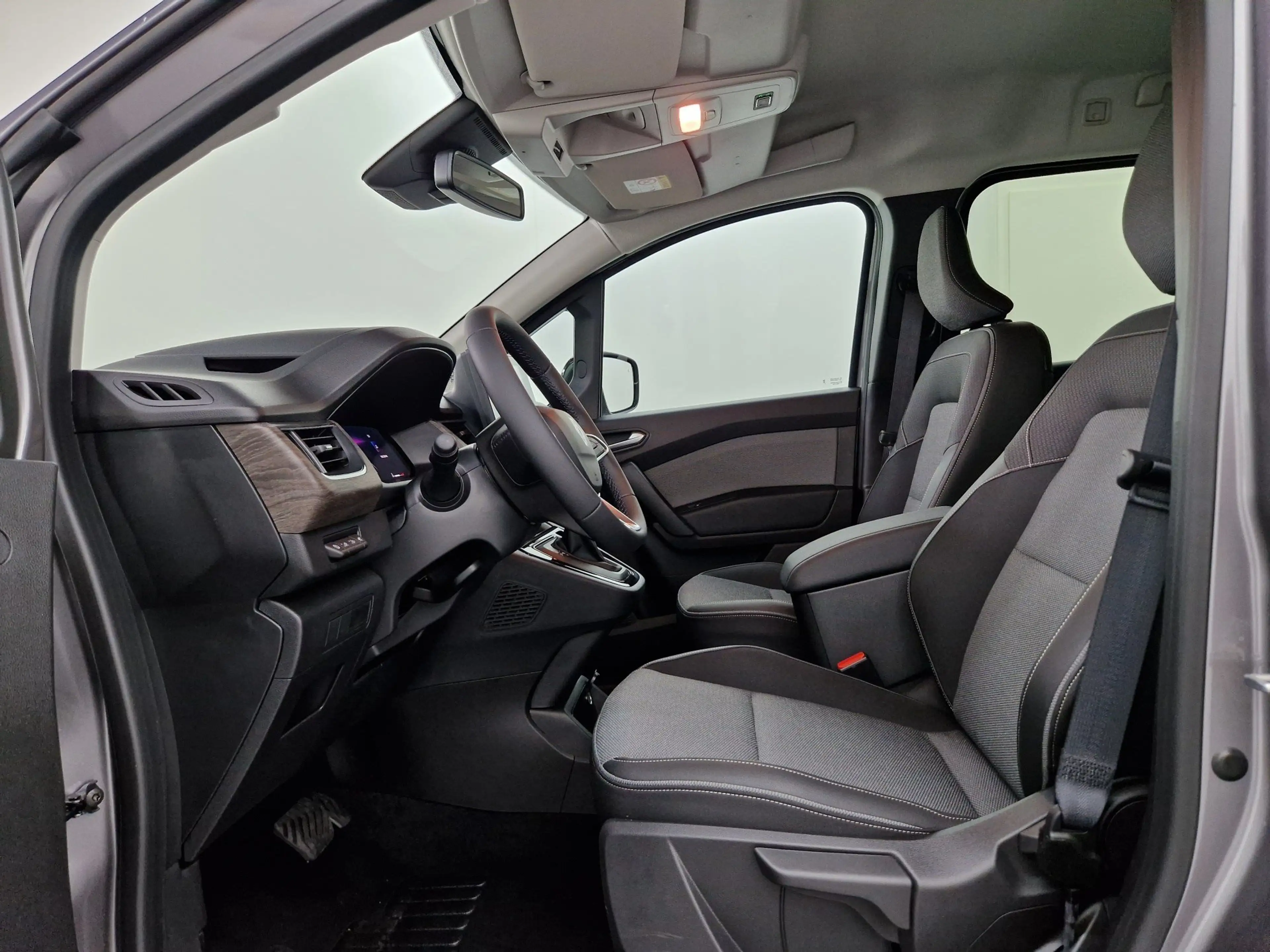 Renault Kangoo Grand Kangoo Techno TCE 130 EDC L2 — photo 8