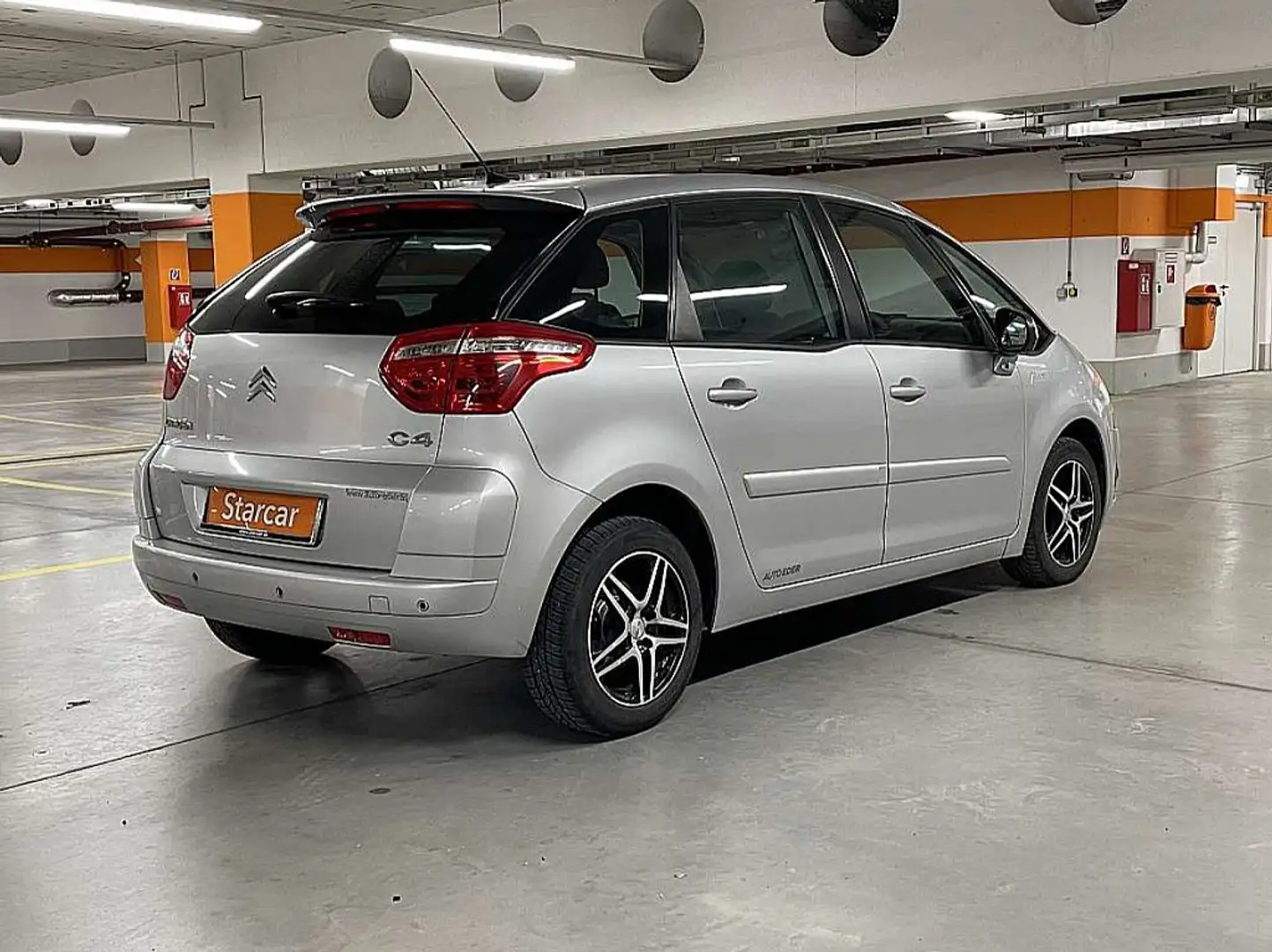 Citroen C4 Picasso 1,6 eco HDi FAP Grau - 2