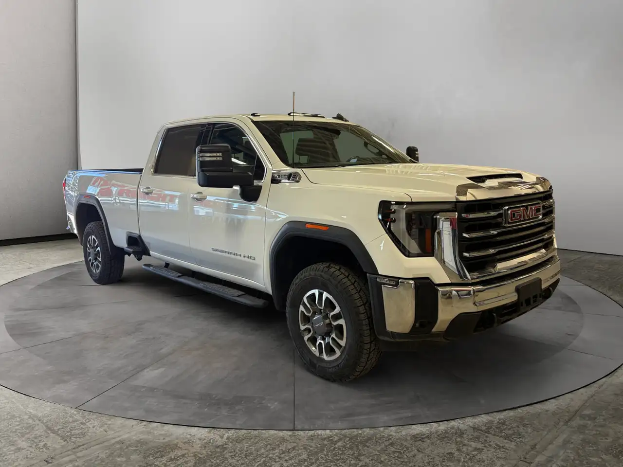 GMC Sierra 3500HD снимка GMC Sierra 3500HD