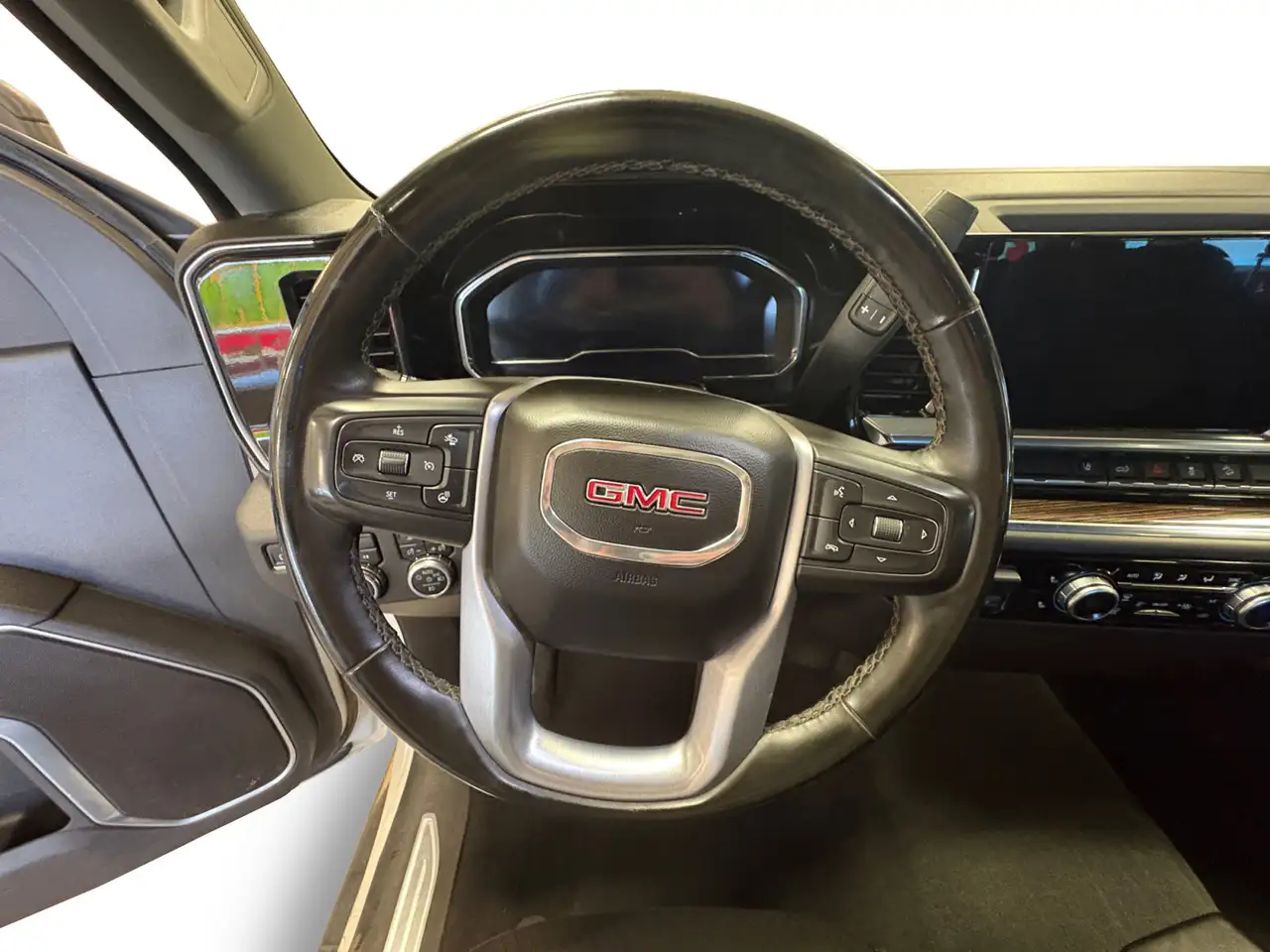 GMC Sierra 3500HD снимка GMC Sierra 3500HD