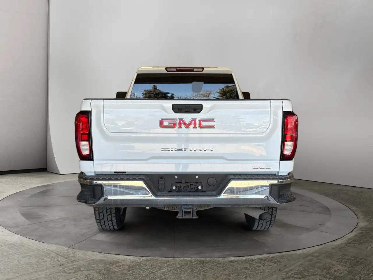 GMC Sierra 3500HD снимка GMC Sierra 3500HD
