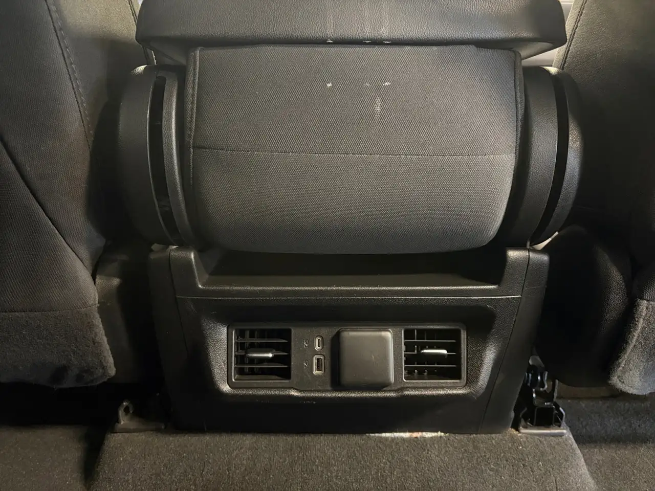 GMC Sierra 3500HD снимка GMC Sierra 3500HD