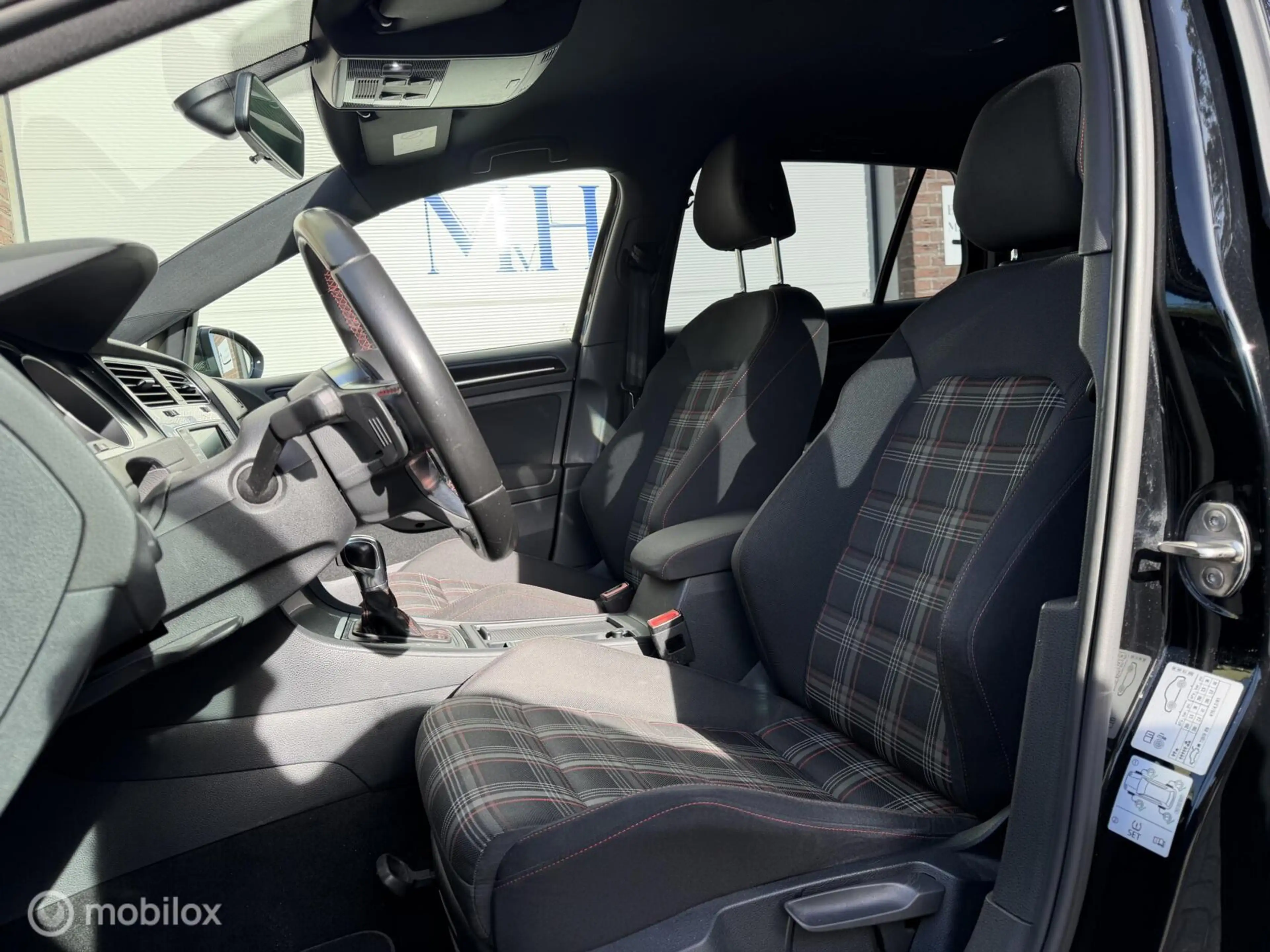 Volkswagen Golf GTI 2.0 TSI DSG Performance CarPlay Stoelverwarming — photo 5