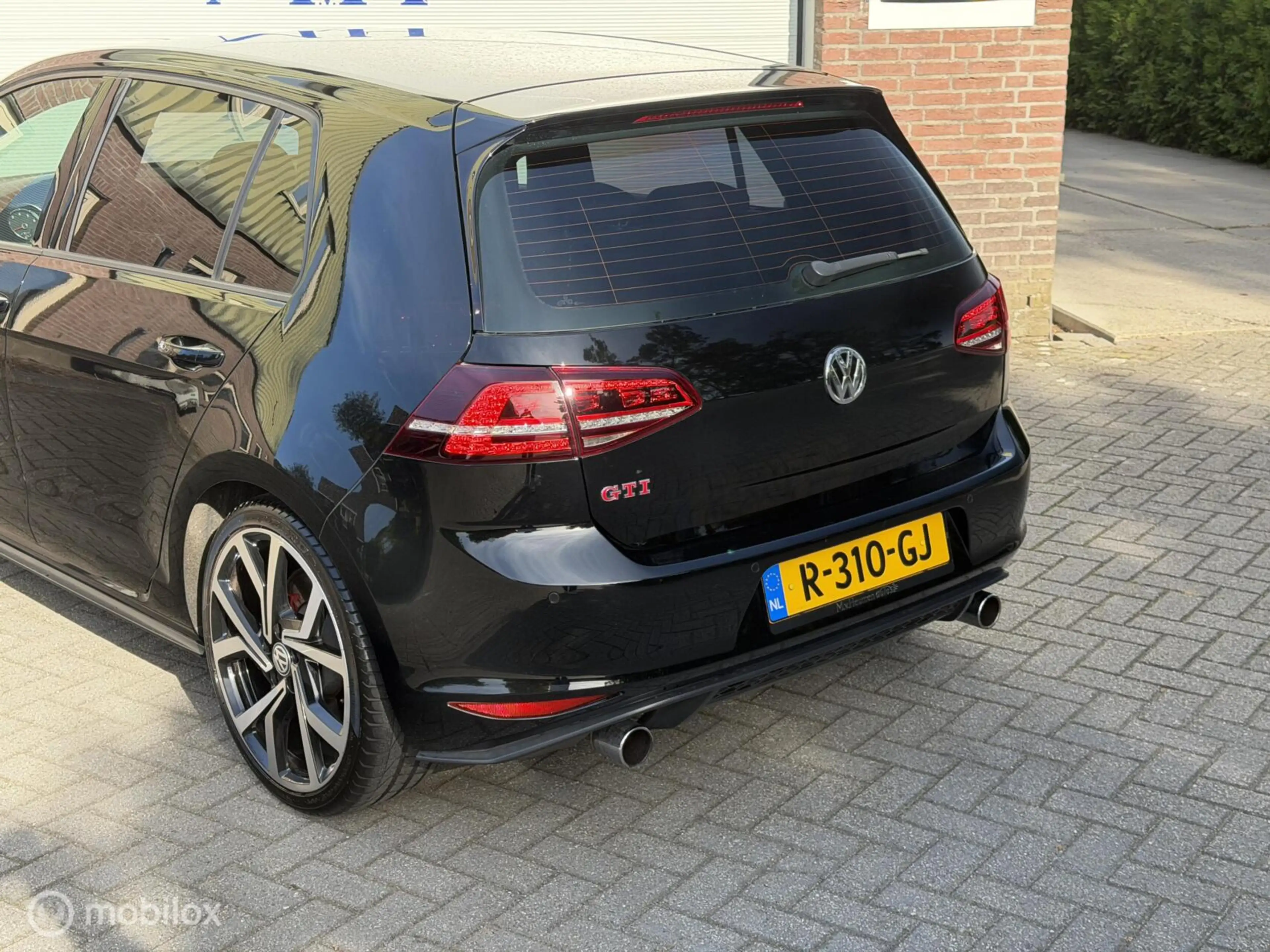 Volkswagen Golf GTI 2.0 TSI DSG Performance CarPlay Stoelverwarming — photo 25