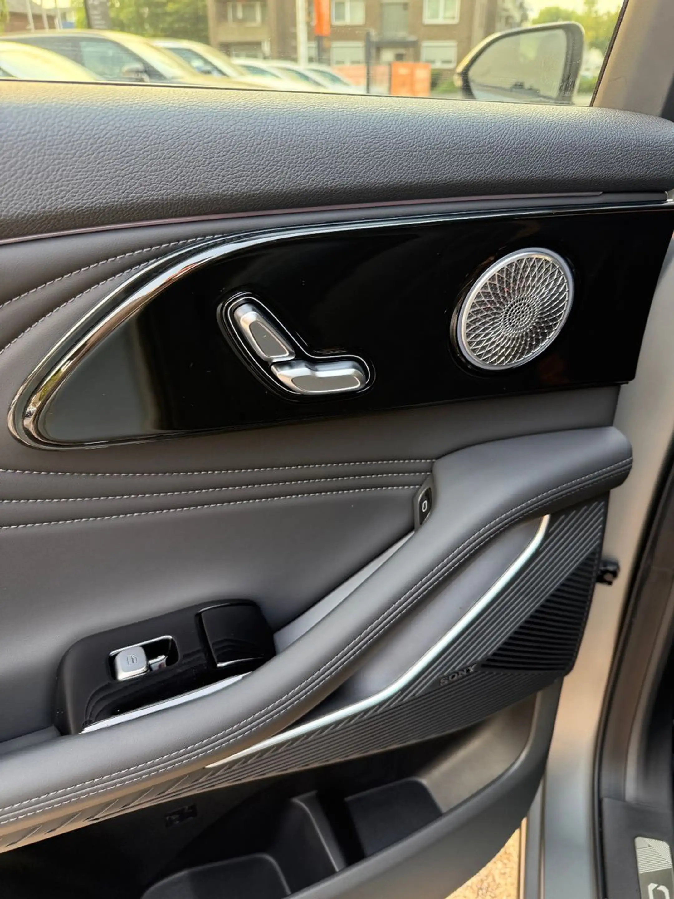 Omoda 9 1.5 TGDI PHEV Premium Pano Leder HUD VORLAUF — photo 13