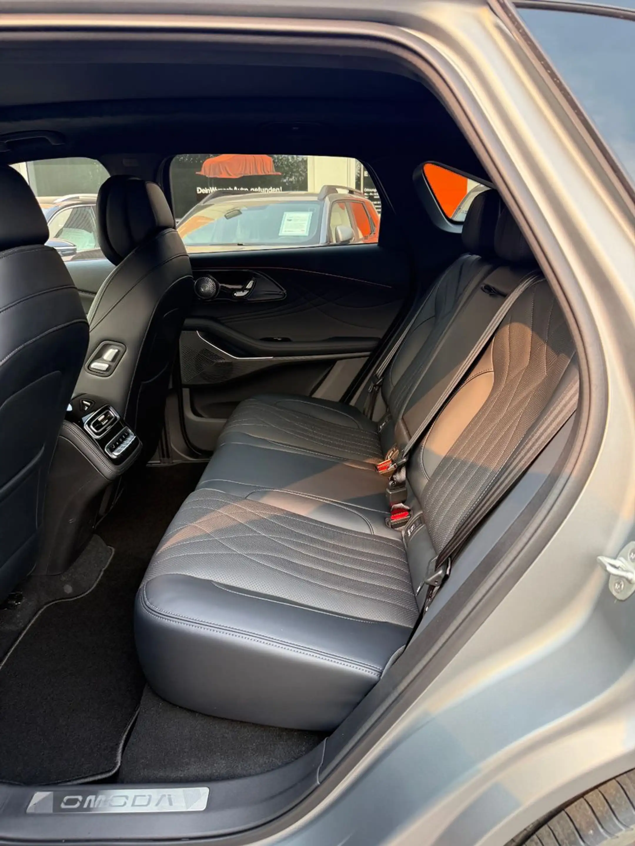 Omoda 9 1.5 TGDI PHEV Premium Pano Leder HUD VORLAUF — photo 10