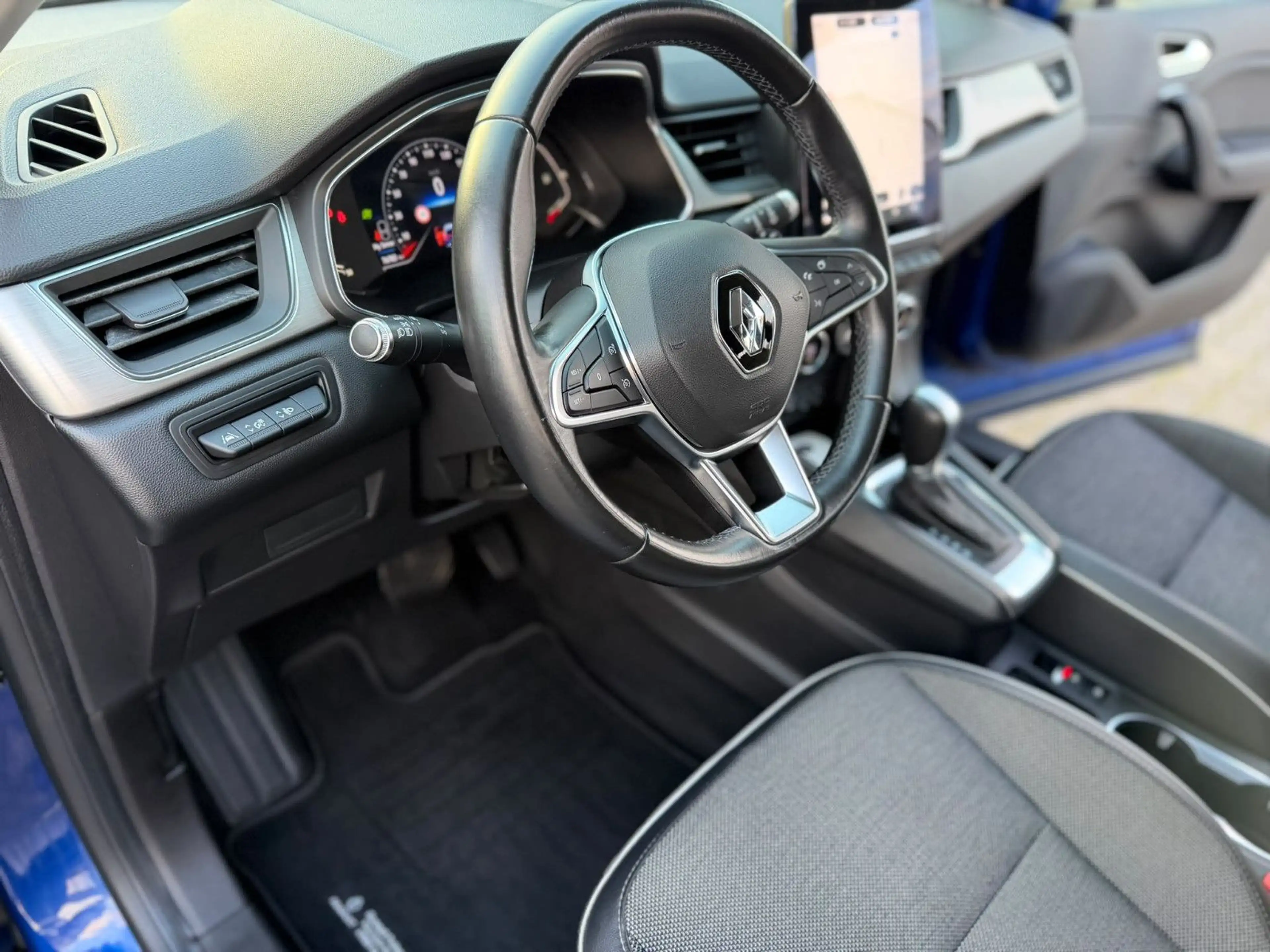 Renault Captur II Intens |Navi|LED|360CAM| — photo 11