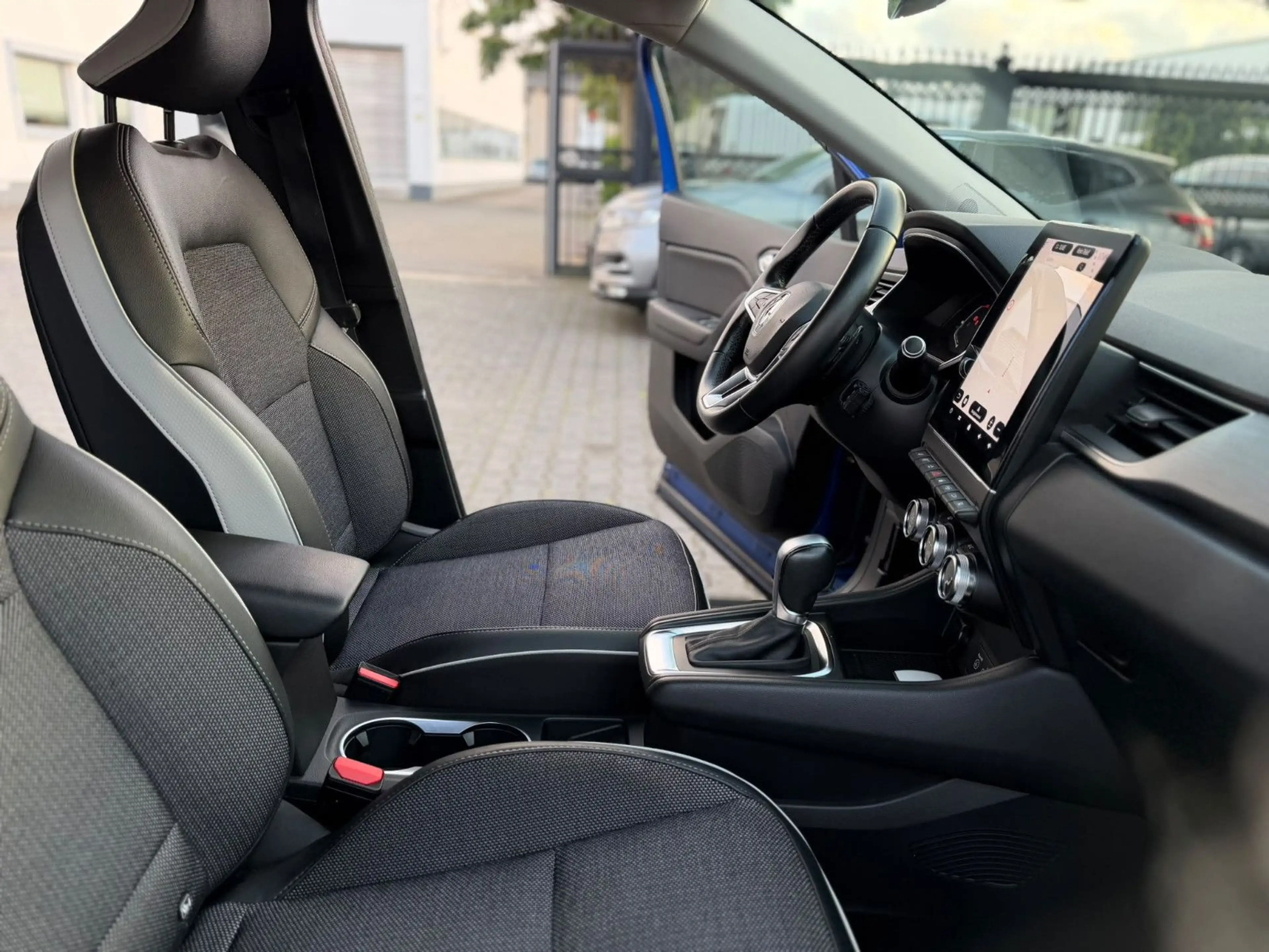 Renault Captur II Intens |Navi|LED|360CAM| — photo 12