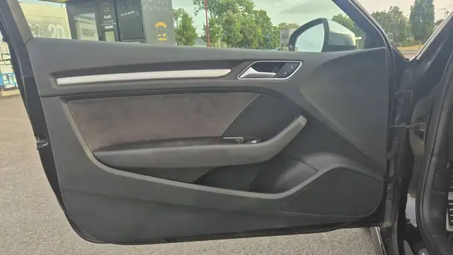 Audi S3 view 7