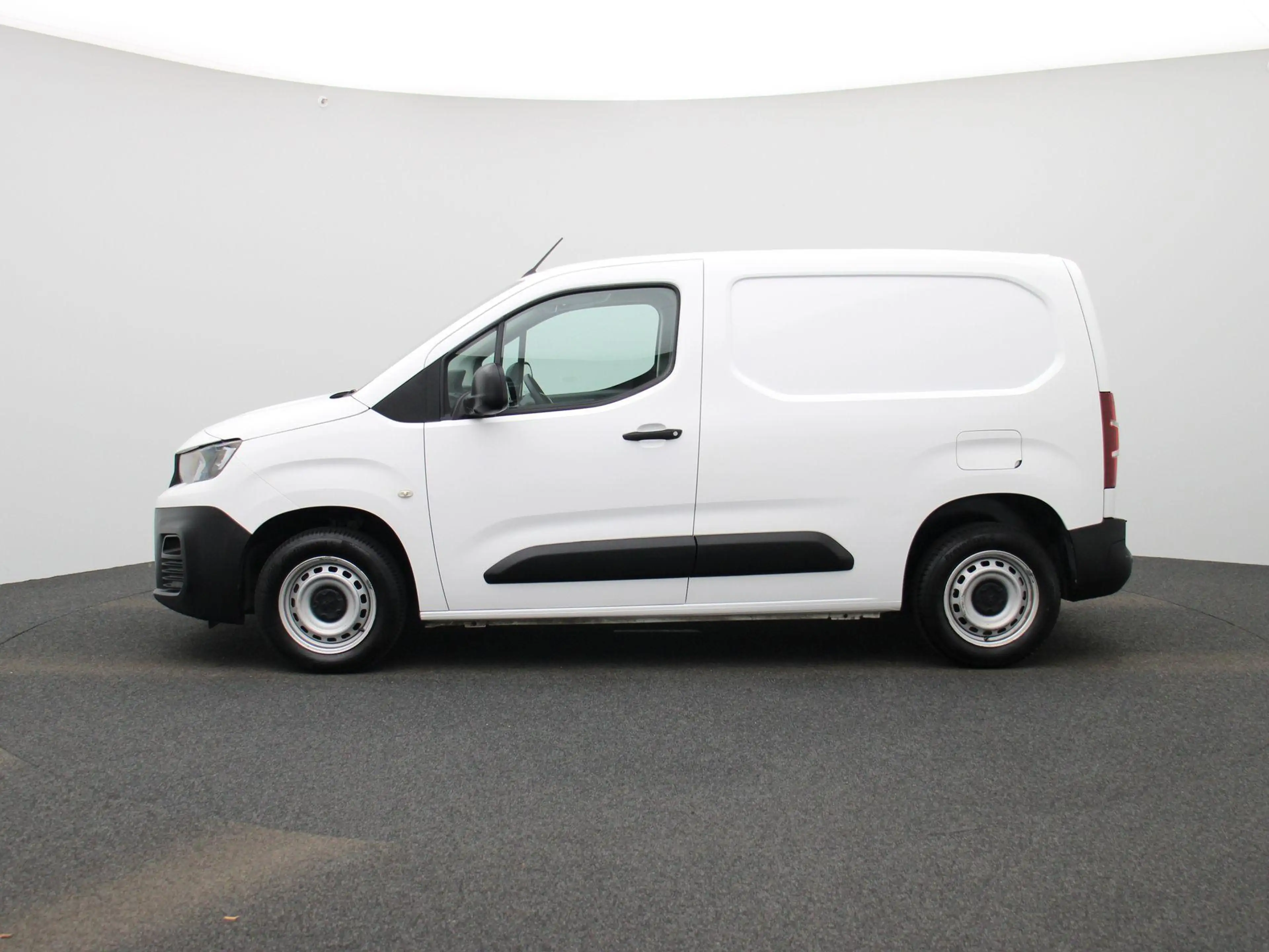 Peugeot Partner 1.5 BHDi L1 Light 75kW s/s Pro — photo 4