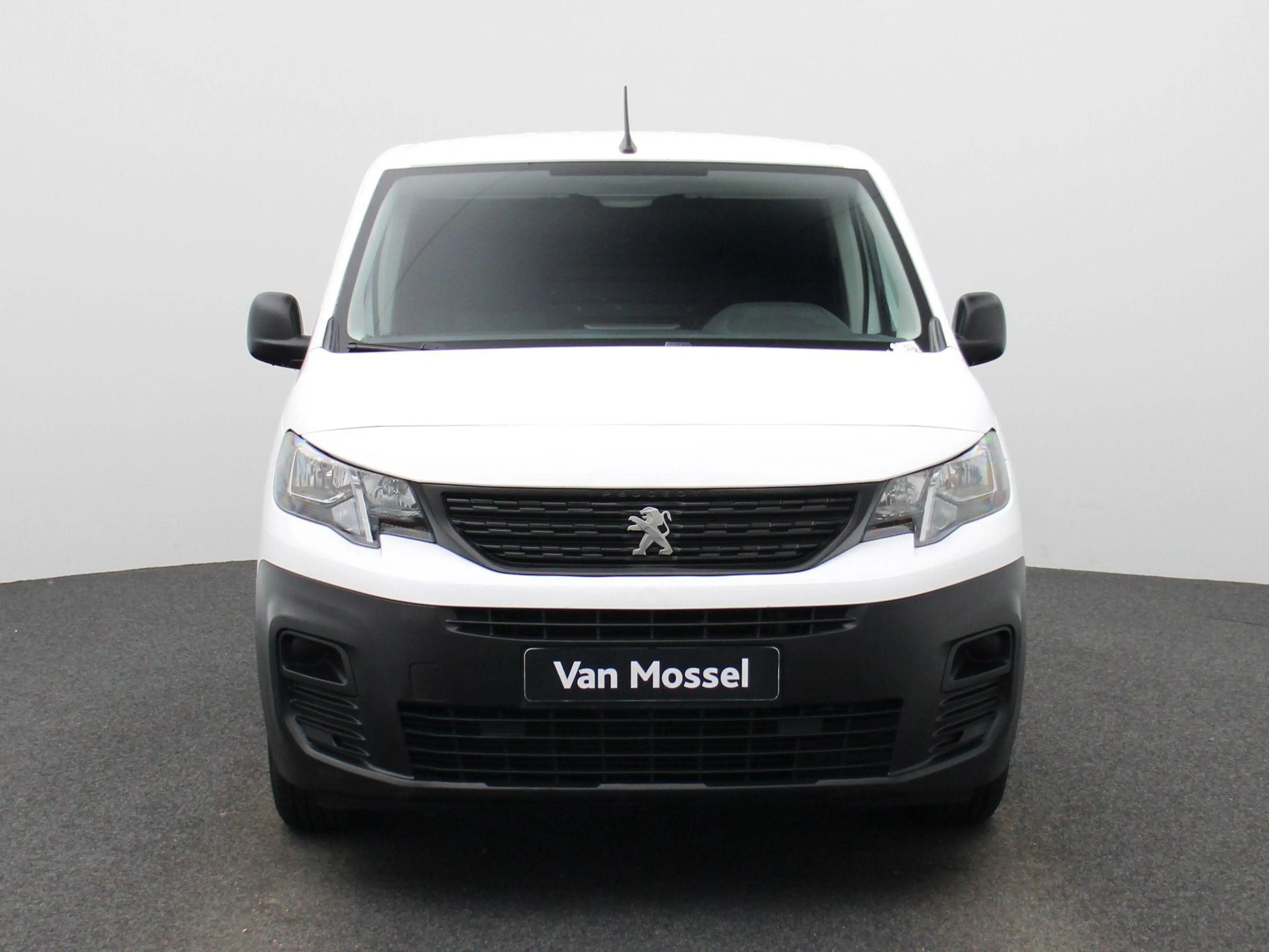Peugeot Partner 1.5 BHDi L1 Light 75kW s/s Pro — photo 3