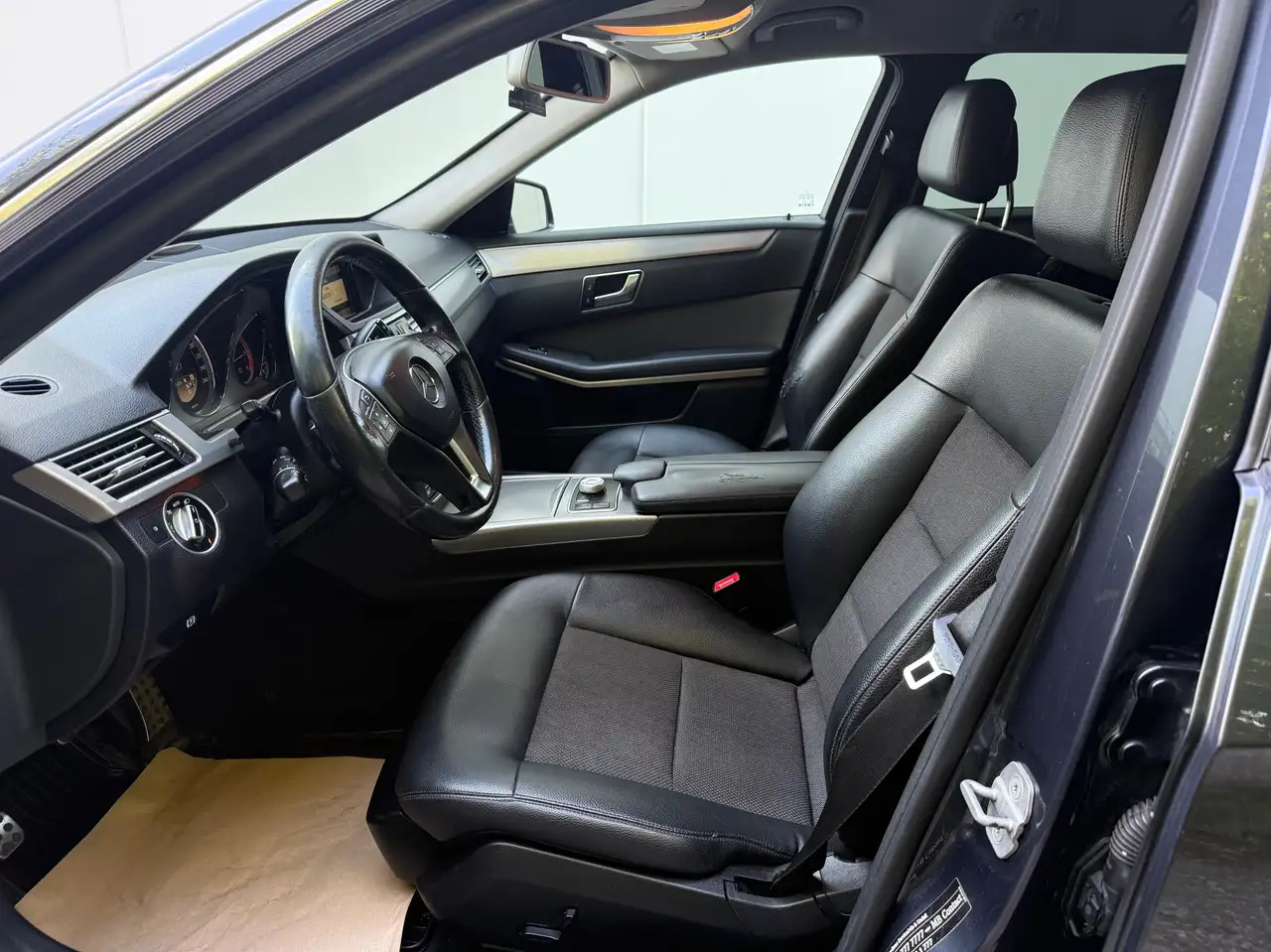 Mercedes-Benz E 220 E 220 CDI BlueEfficiency – Bild 9