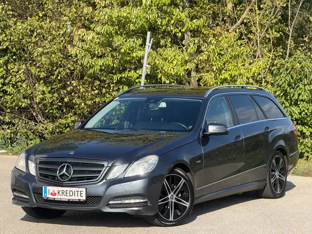 Mercedes-Benz E 220