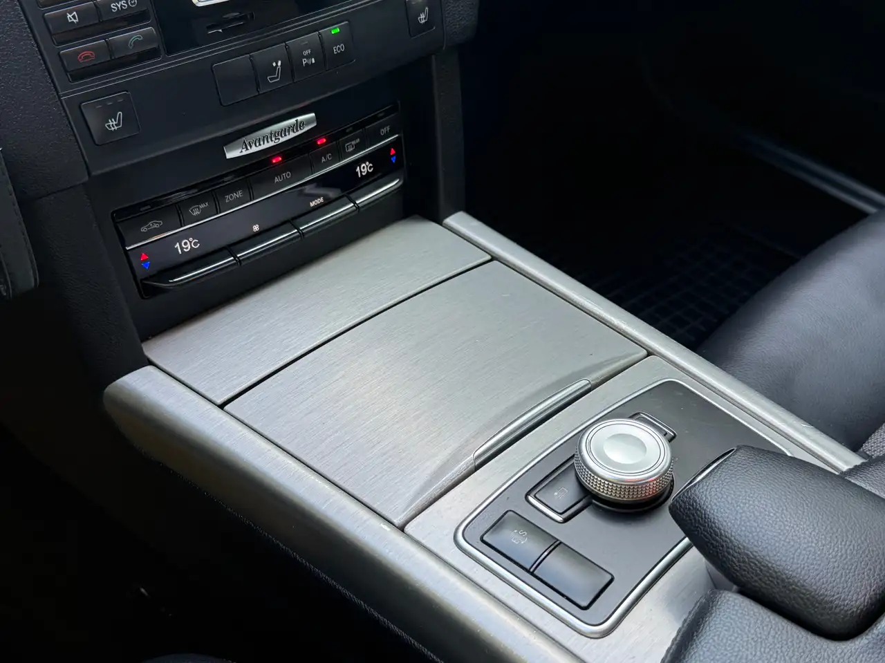 Mercedes-Benz E 220 E 220 CDI BlueEfficiency – Bild 25