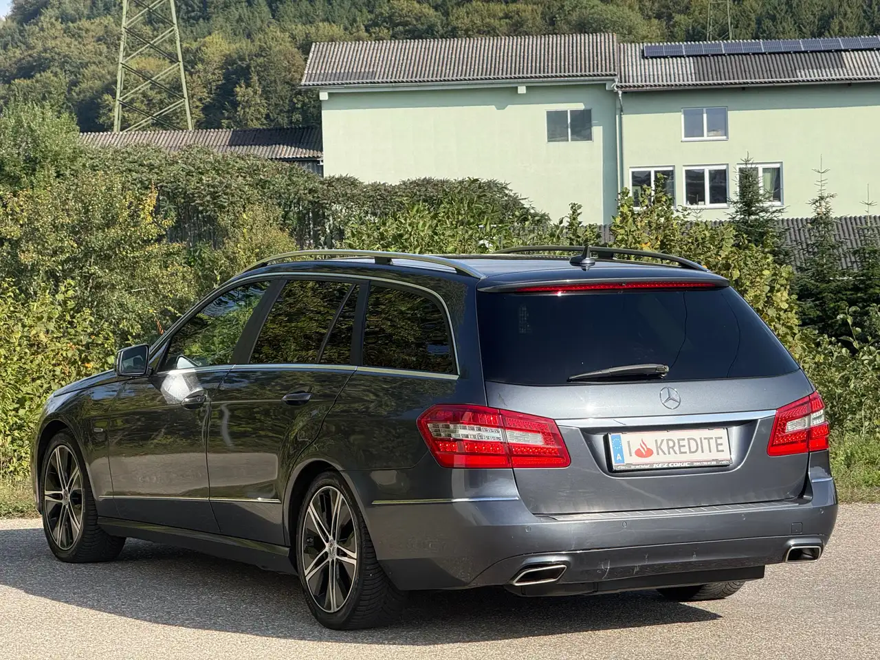 Mercedes-Benz E 220 E 220 CDI BlueEfficiency – Bild 3