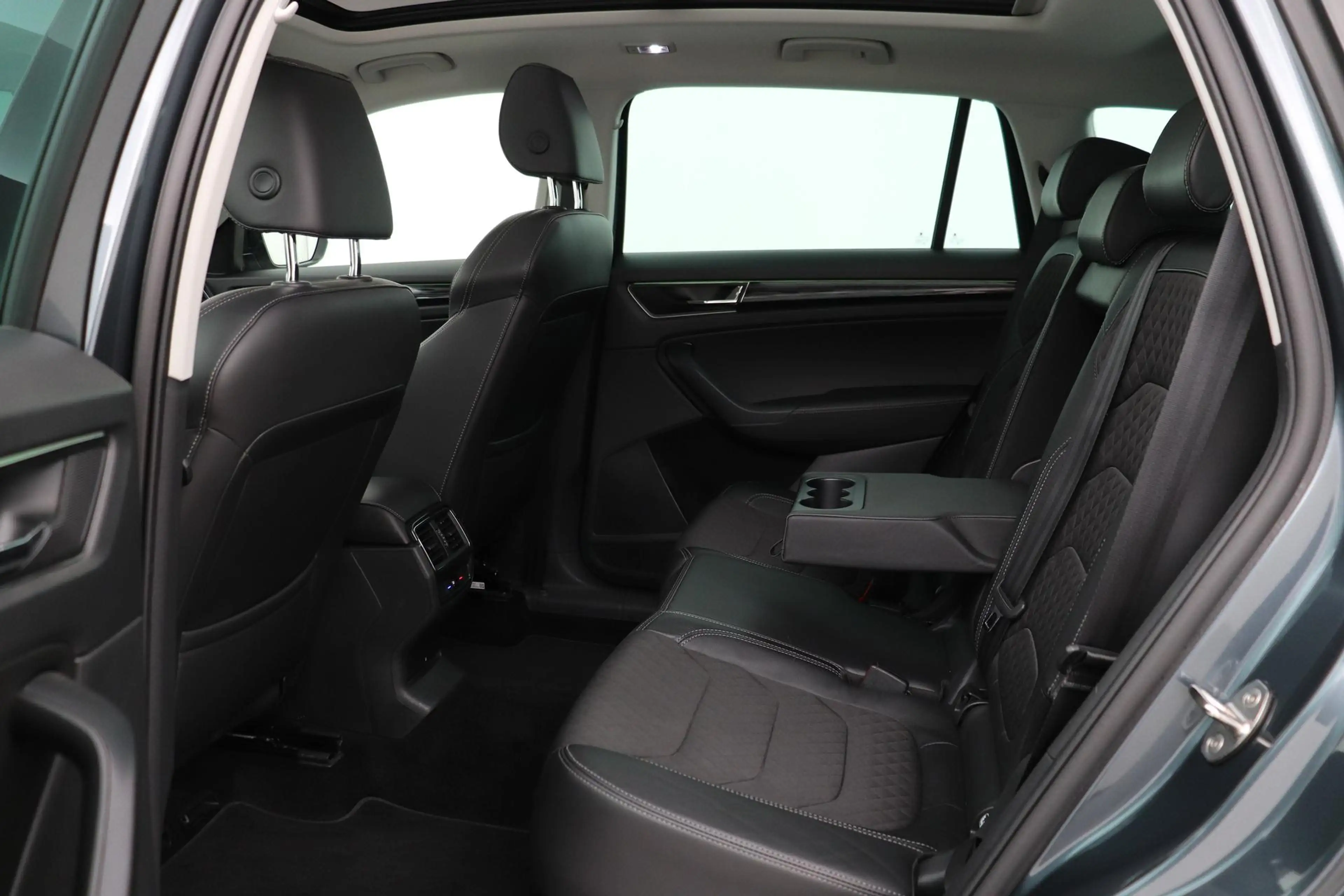 Skoda Kodiaq 1.5 TSI Business Edition Plus | Panoramadak | Trek — photo 43