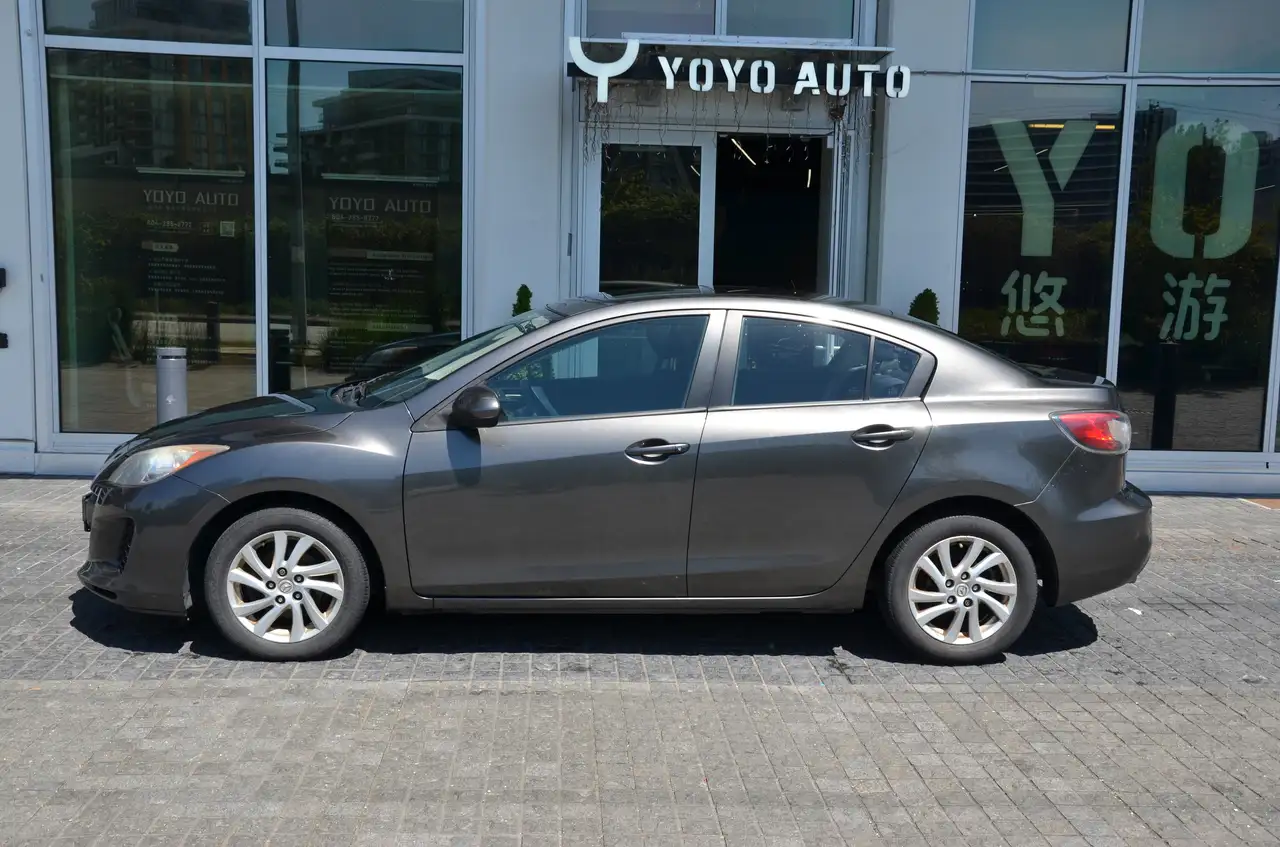 Mazda 3 photo Mazda 3