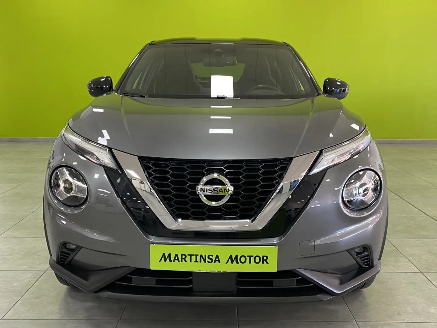 Nissan Juke 1.0 DIG-T N-Connecta 4x2 DCT 7 114 Gris - 2