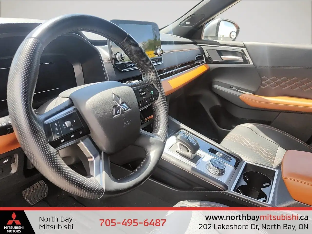 Mitsubishi Outlander photo Mitsubishi Outlander