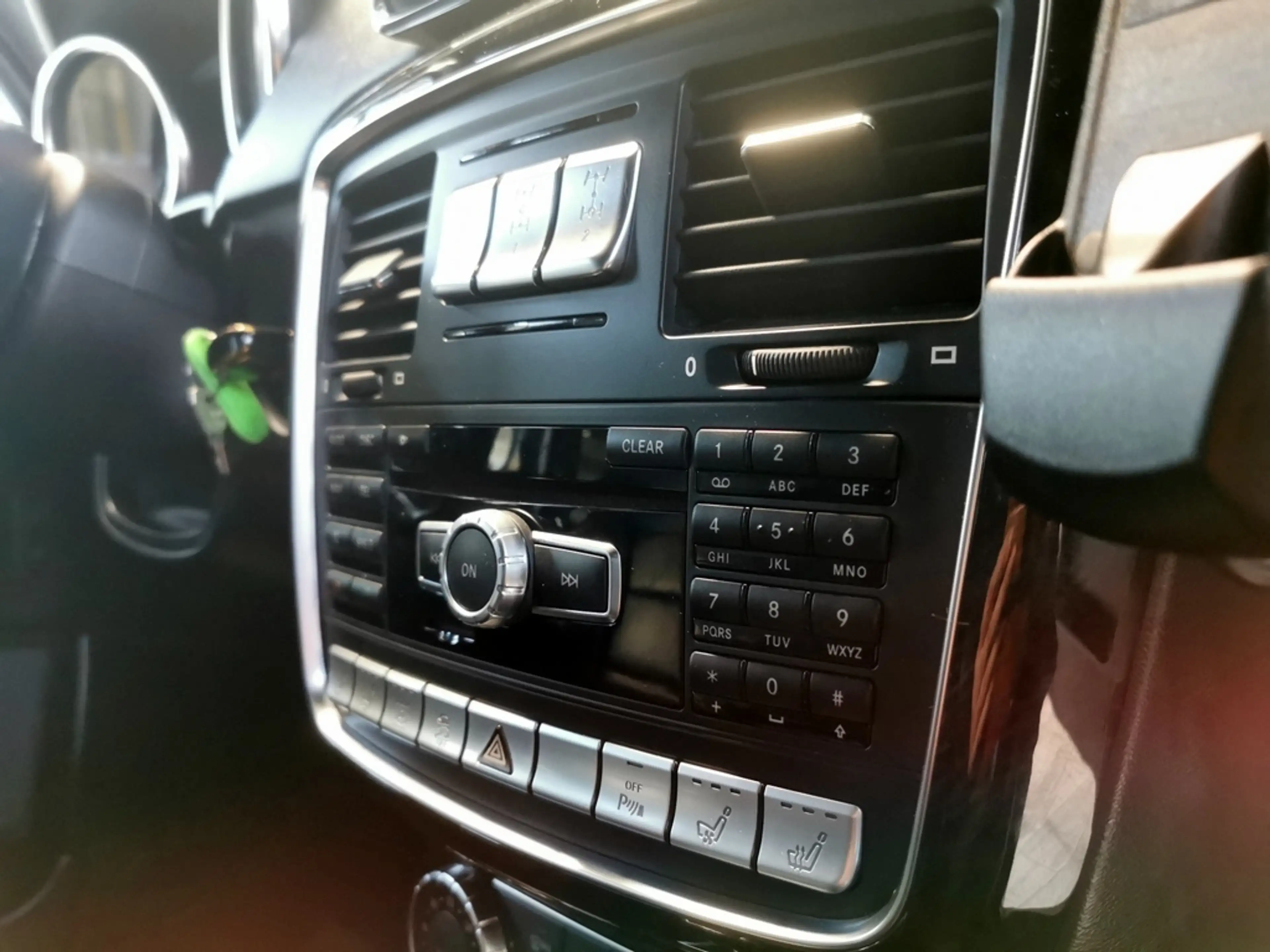 Mercedes-Benz G 350 BlueTEC COMAND ONLINE+KAMERA+AHK — photo 10