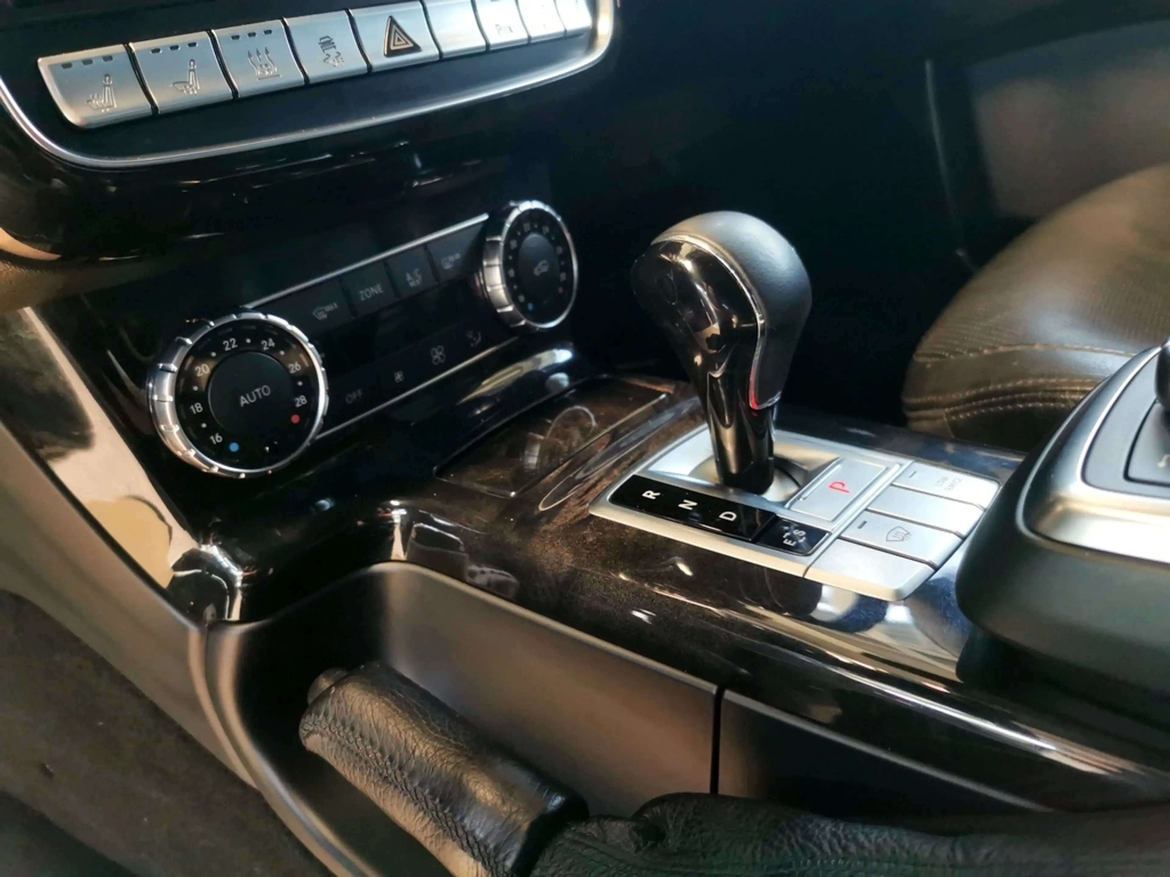 Mercedes-Benz G 350 BlueTEC COMAND ONLINE+KAMERA+AHK — photo 8