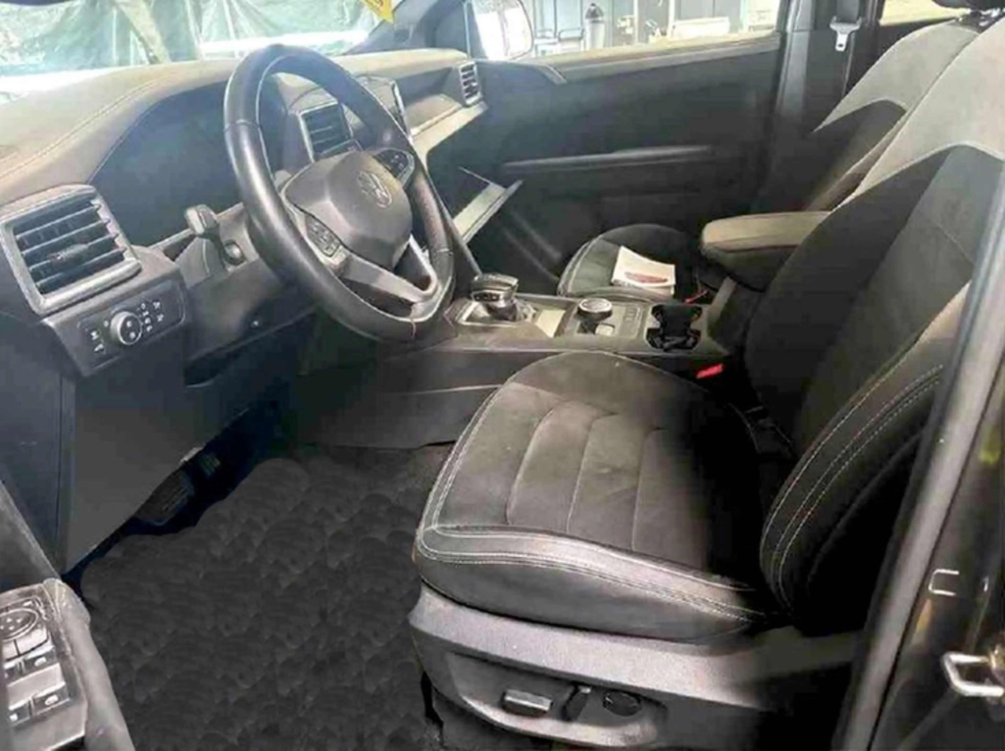 Volkswagen Amarok DC 3.0 TDI 4Motion STYLE NAVI AHK REARVIEW IQ-L... — photo 4