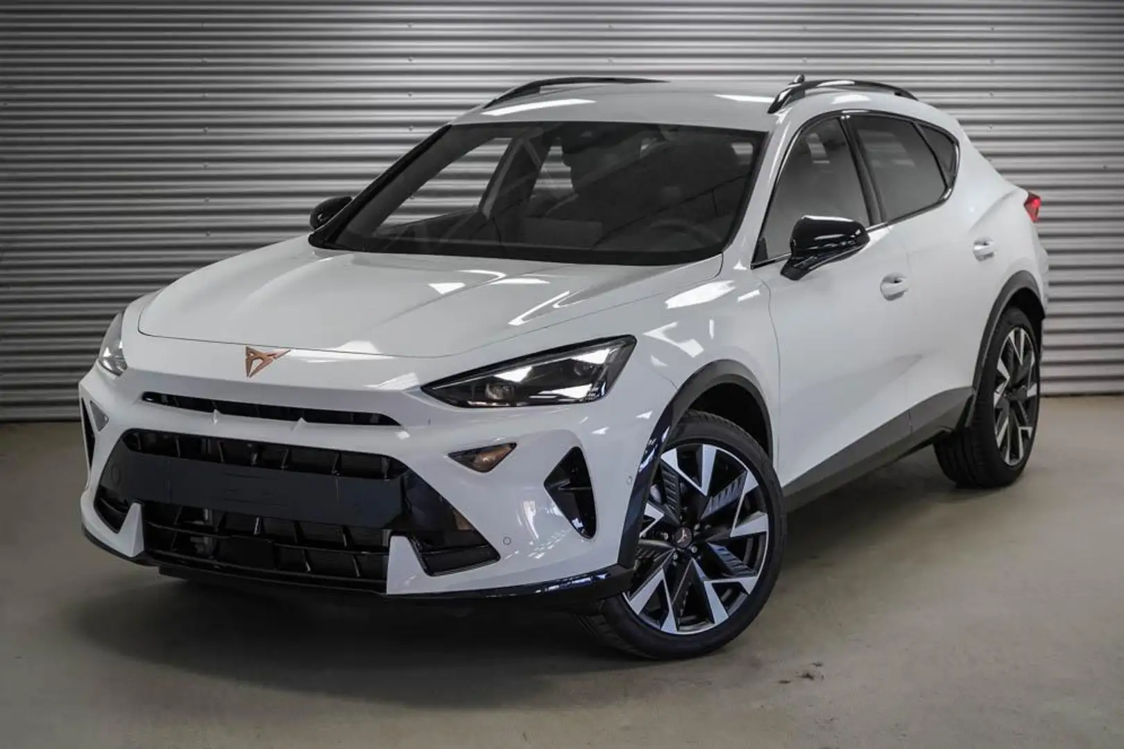 CUPRA Formentor 1,5 eTSI DSG - LAGER 110 kW (150 PS), Automatik Weiß - 1