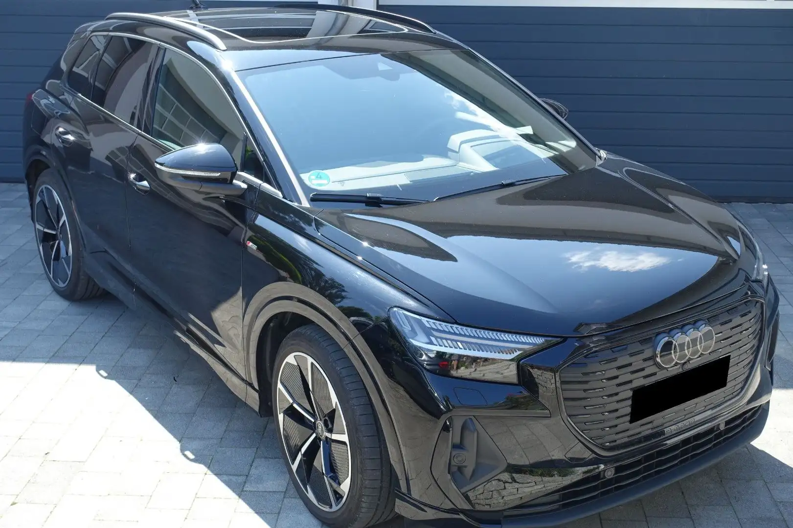 Audi Q4 50 e-tron quattro 2x S line HUD Pano AHK 21" Noir - 1