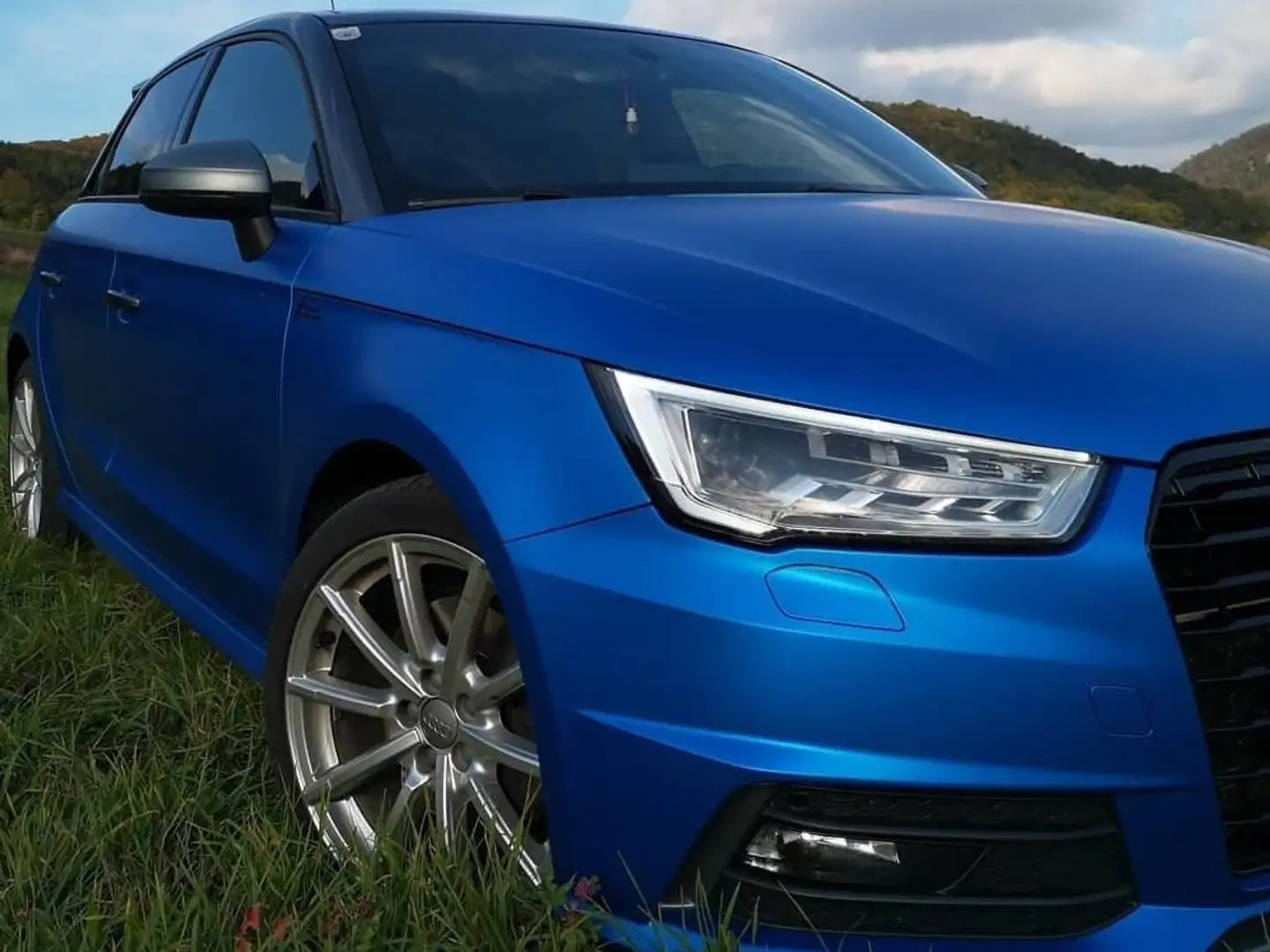 Audi A1 A1 SB 1,6 TDI S-tronic Blau - 1